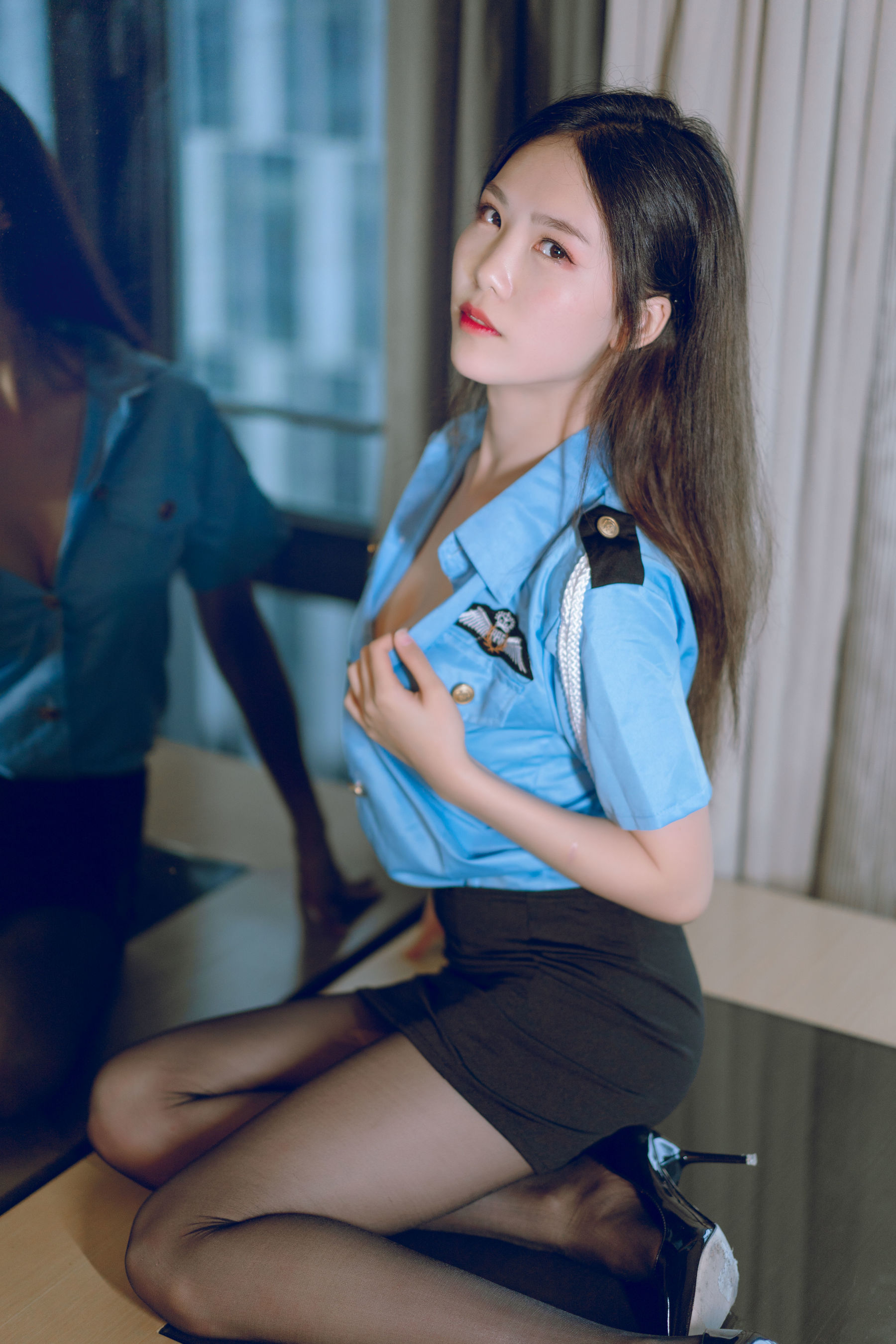 抖娘-利世图集 – 女警 微密圈-第2张