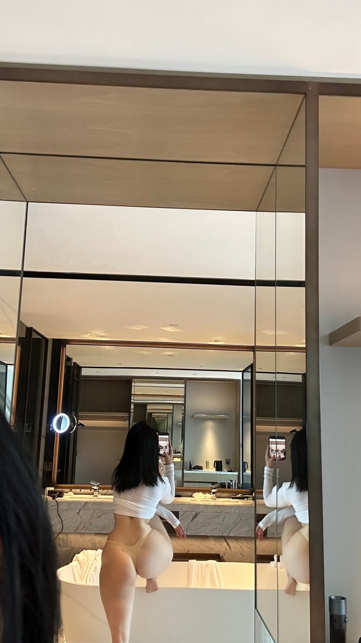 俏妞qiaoniuTT – 男友衬衫 微密圈-第21张