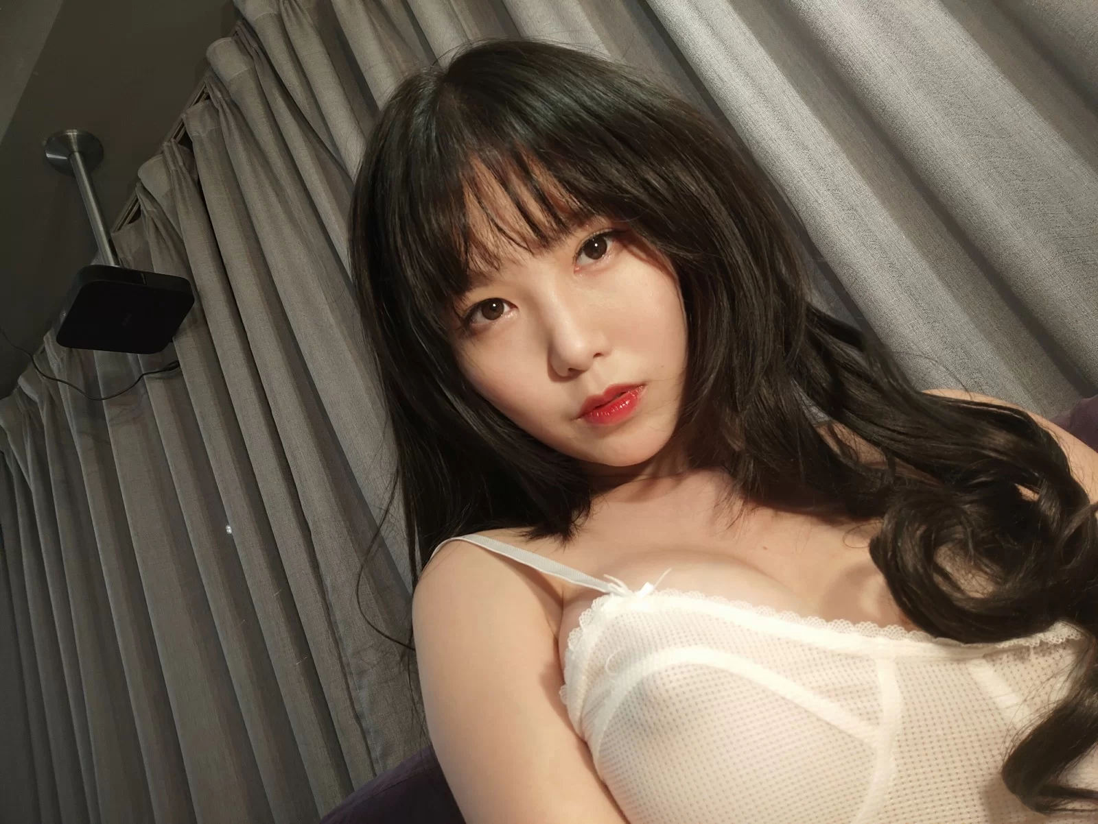 抖娘-利世 – 定制透视吊带自拍 微密圈-第1张