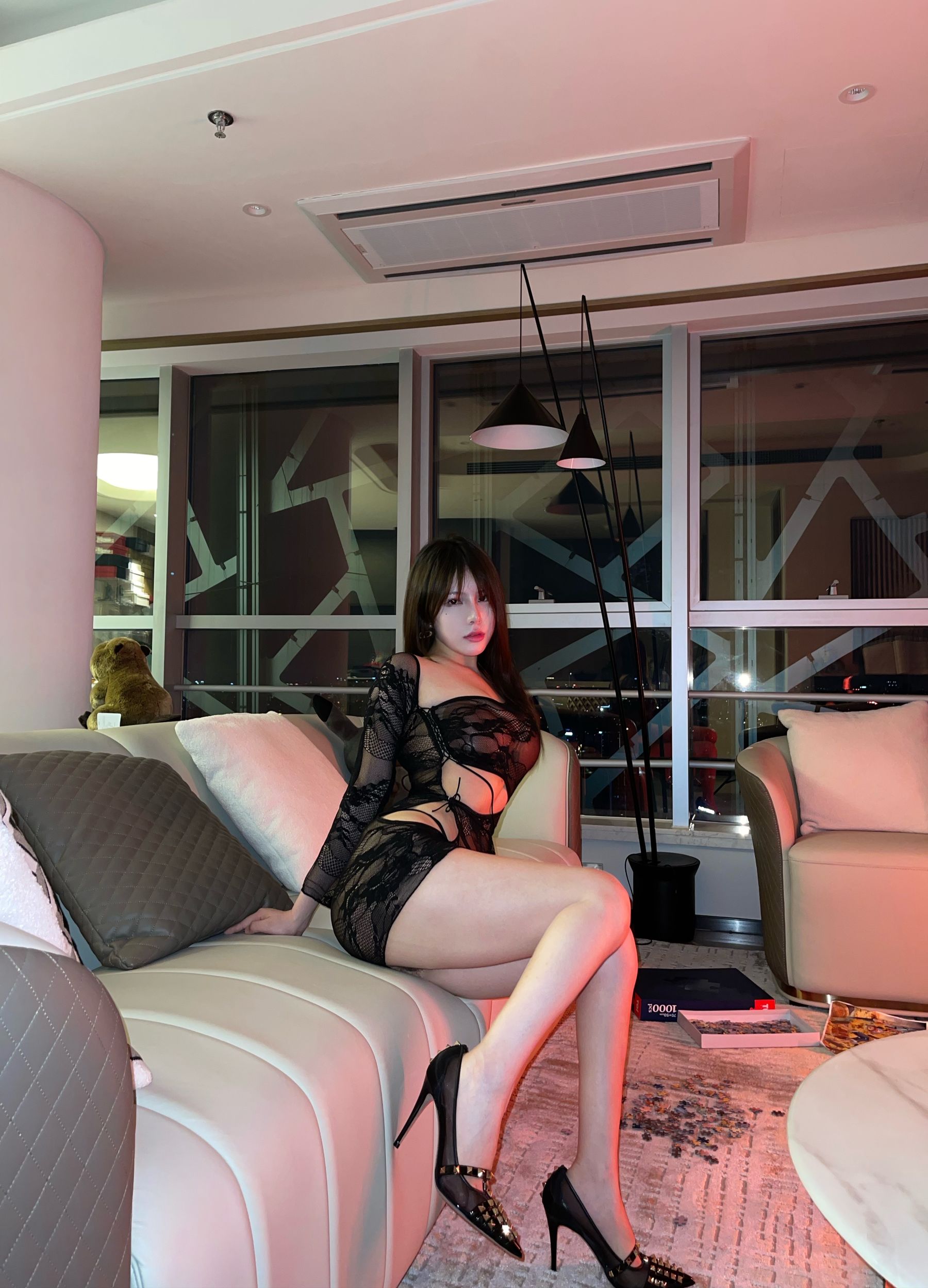 奔跑的晶骡儿 – 透视蕾丝装 微密圈-第3张