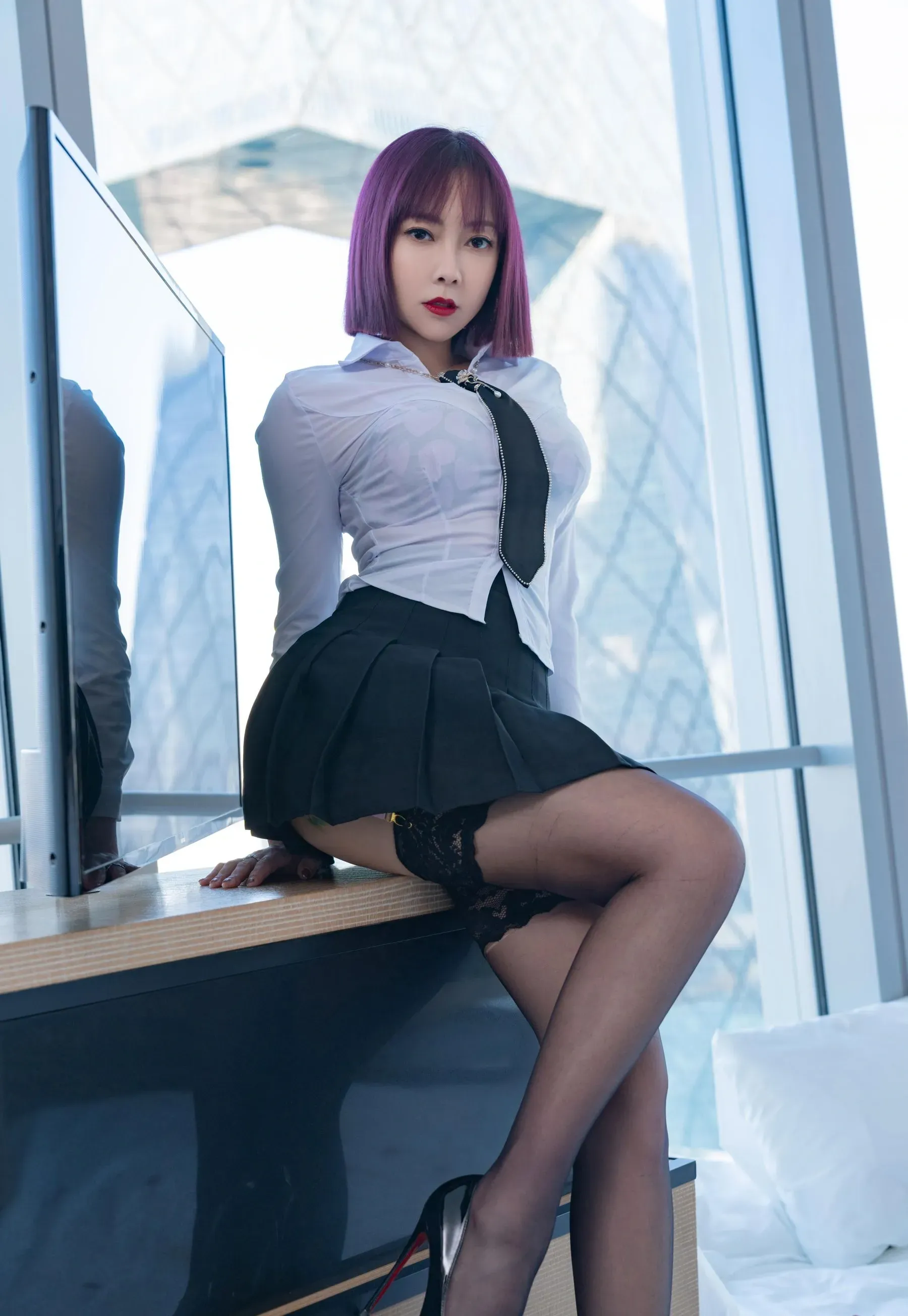 果儿Victoria – 粉色内衣吊带袜 微密圈-第17张