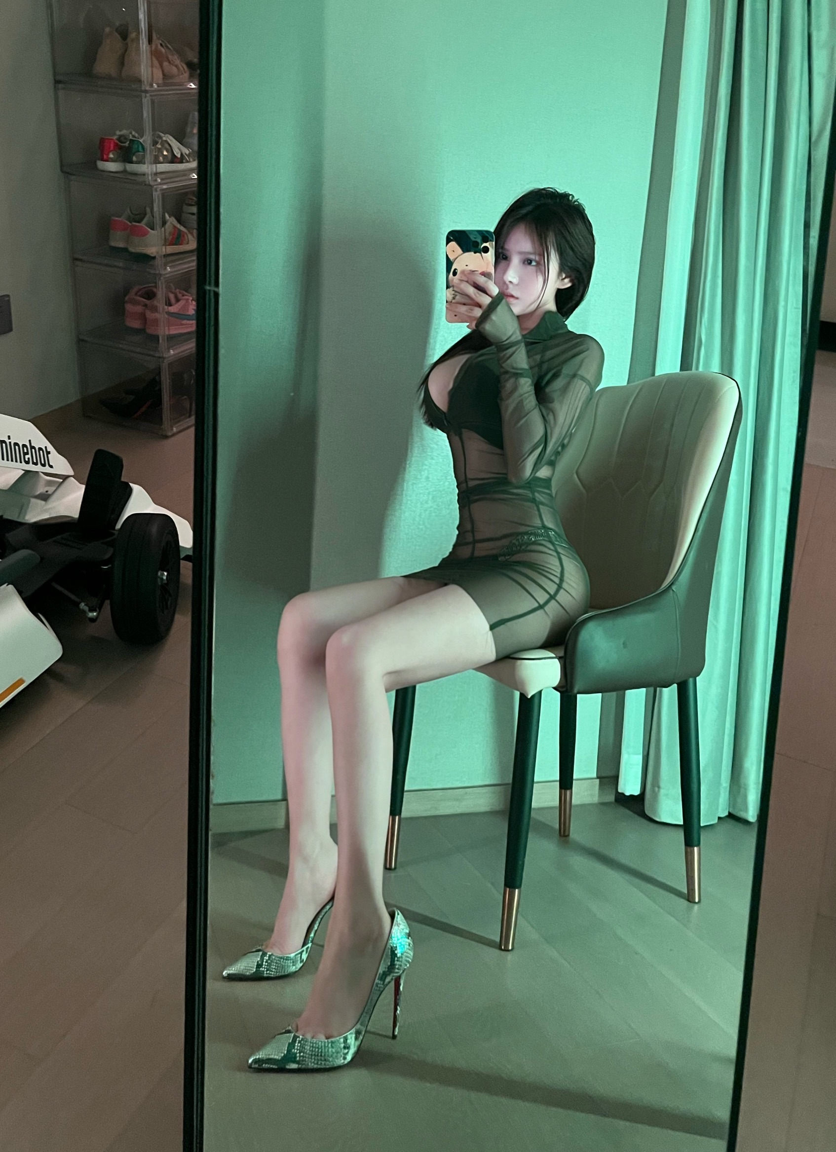 奔跑的晶骡儿 – 绿色透视装 微密圈-第5张