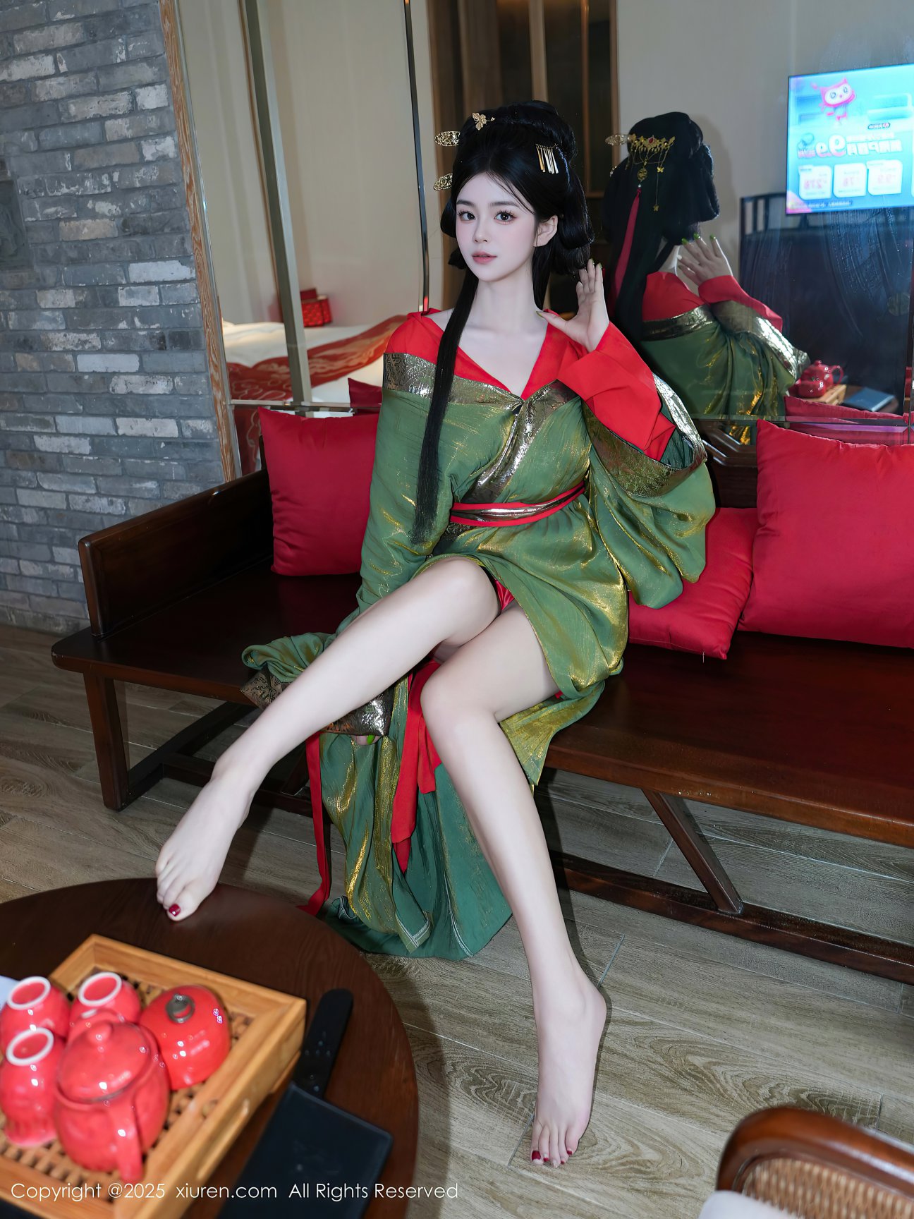 [XIUREN秀人网] 2025.04.09 NO.10126 雪糕CiCi [68P-923MB]