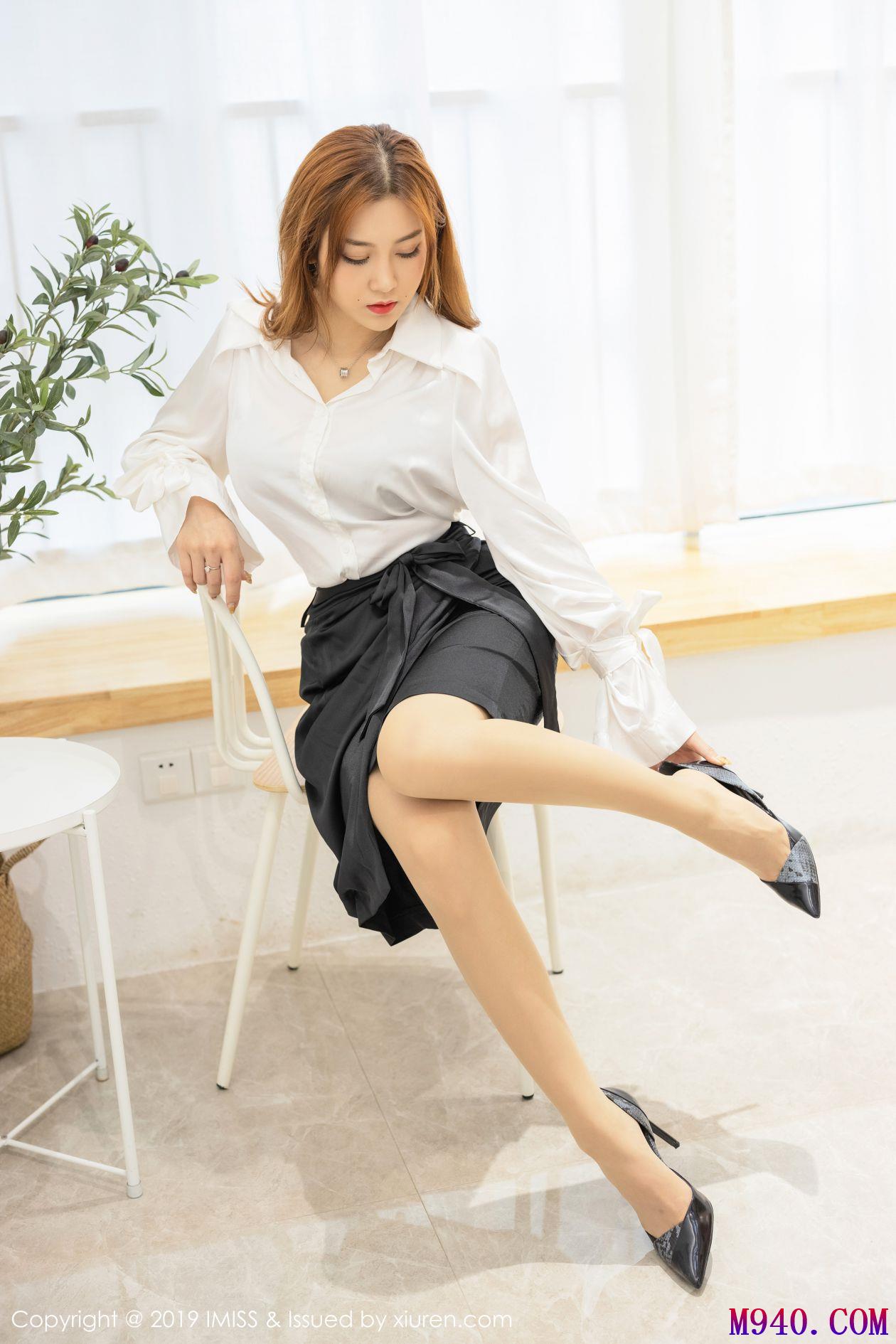 [IMISS爱蜜社] 2019.07.10 VOL.359 莉娜lena [49P-155MB]