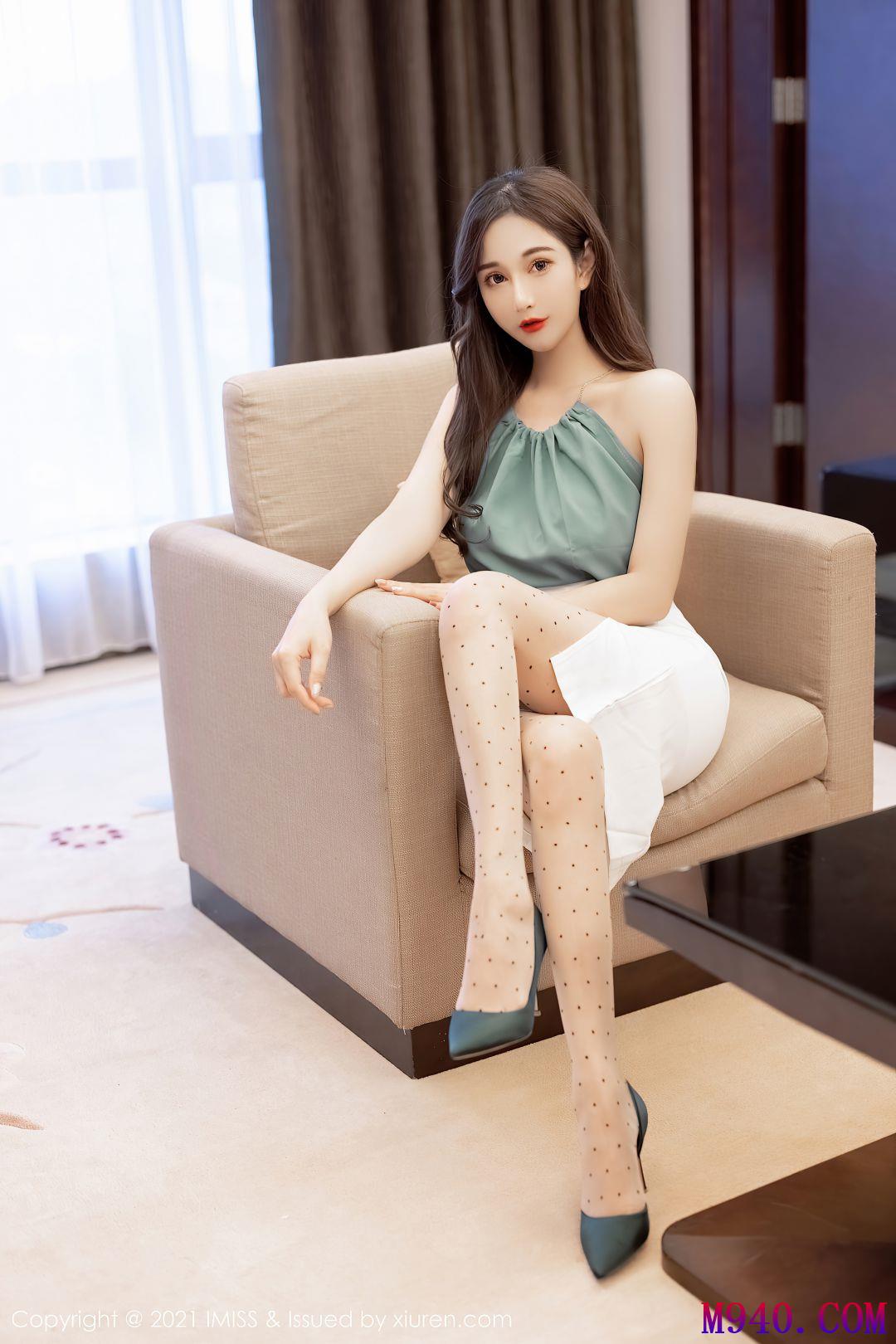[IMISS爱蜜社] 2021.05.10 VOL.590 Lavinia肉肉 [71P-636MB]