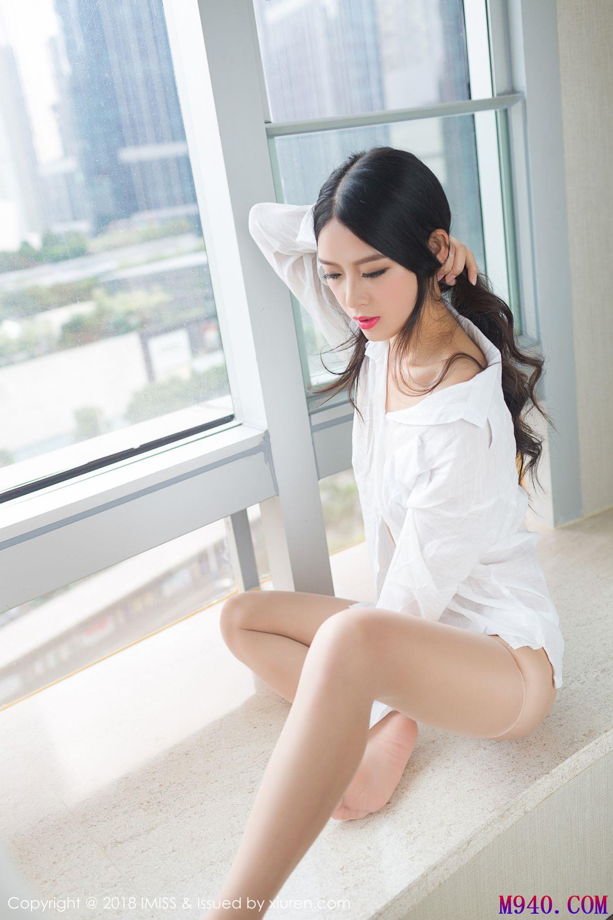 [IMISS爱蜜社] 2018.10.17 VOL.299 语嫣Candy [38P-147MB]