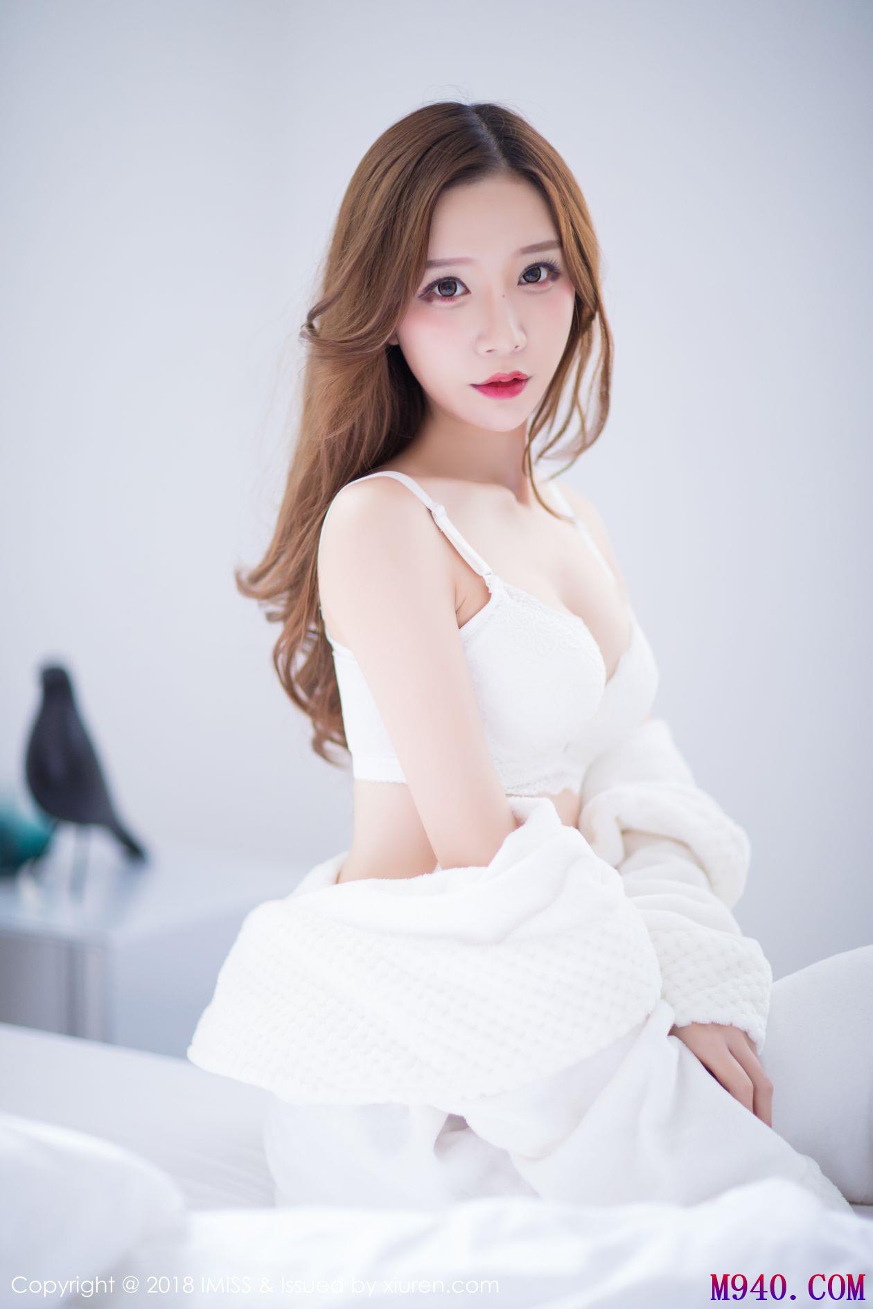 [IMISS爱蜜社] 2018.05.02 VOL.233 小琳 [44P-142MB]