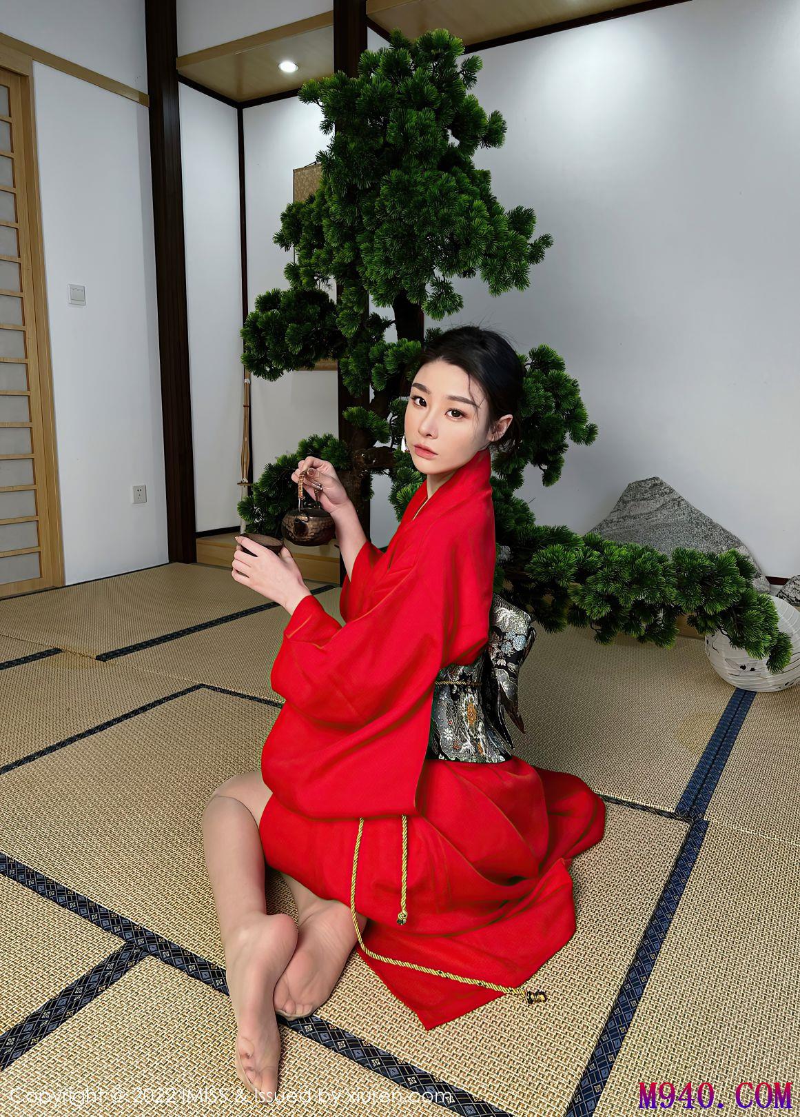 [IMiss爱蜜社] 2022.03.08 VOL.669 逗逗doudou [30P-416MB]