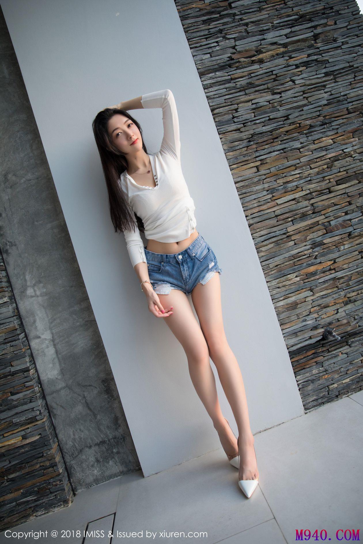 [IMISS爱蜜社] 2018.05.22 VOL.241 小热巴 [51P-238MB]