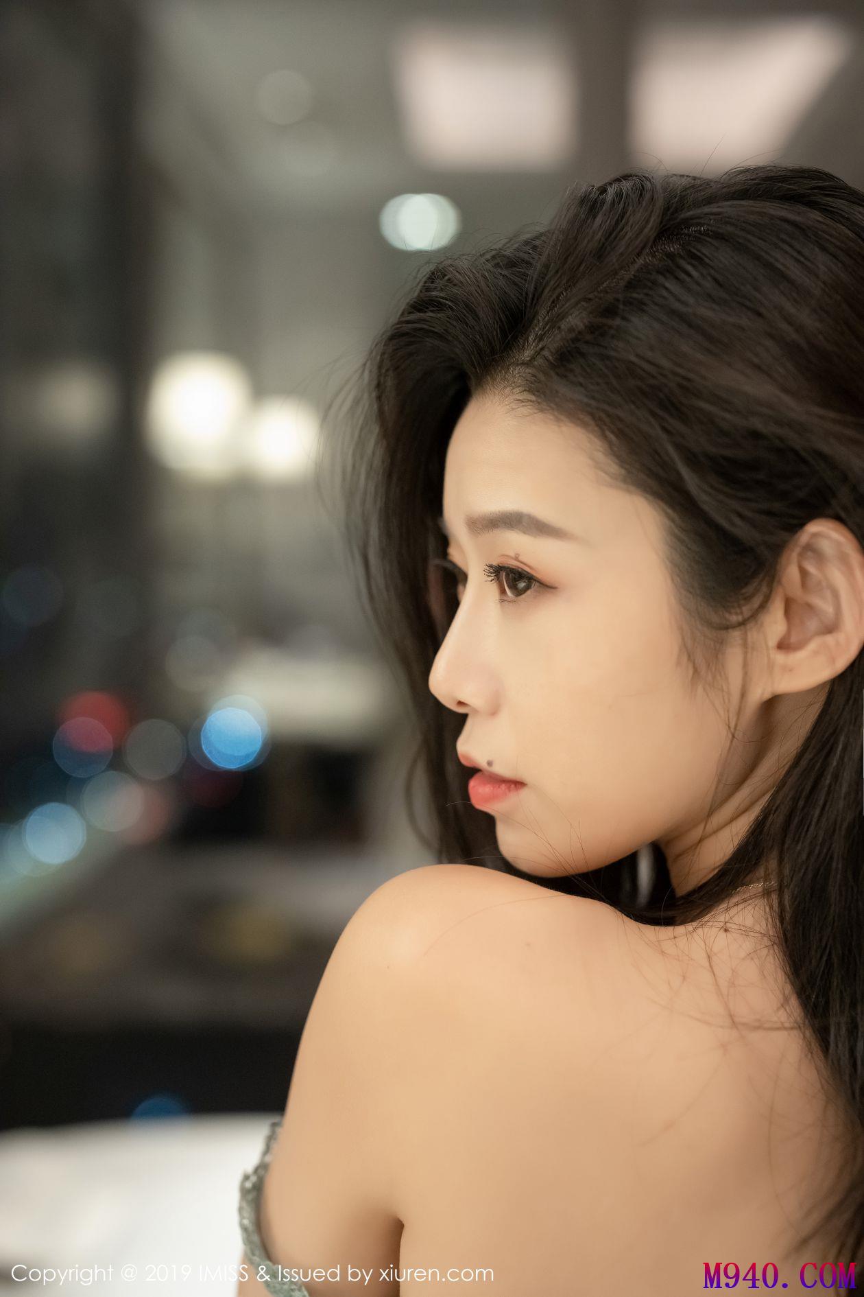 [IMISS爱蜜社] 2019.09.12 VOL.374 luvian本能 [43P-204MB]