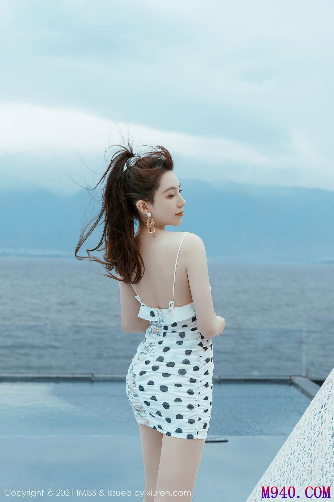 [IMISS爱蜜社] 2021.04.29 VOL.586 Lynn刘奕宁 [38P-403MB]