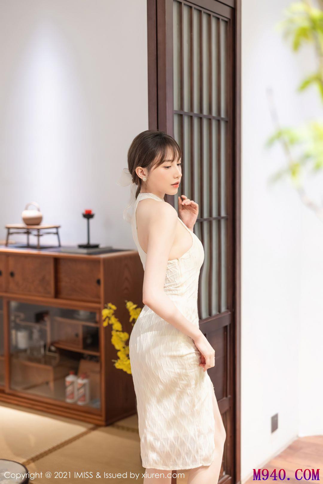 [IMiss爱蜜社] 2021.10.09 VOL.636 Lynn刘奕宁 [25P-216MB]
