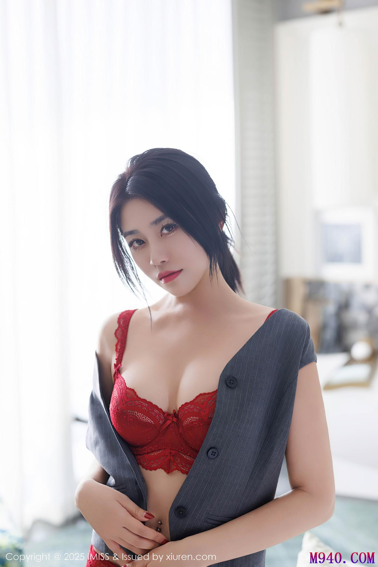 [IMISS爱蜜社] 2025.03.19 VOL.787 许诺Sabrina [106-952MB]