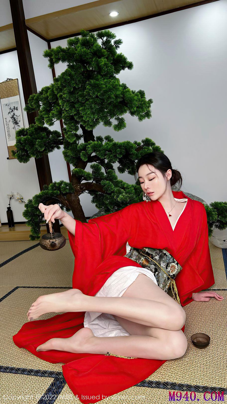 [IMiss爱蜜社] 2022.03.08 VOL.669 逗逗doudou [30P-416MB]