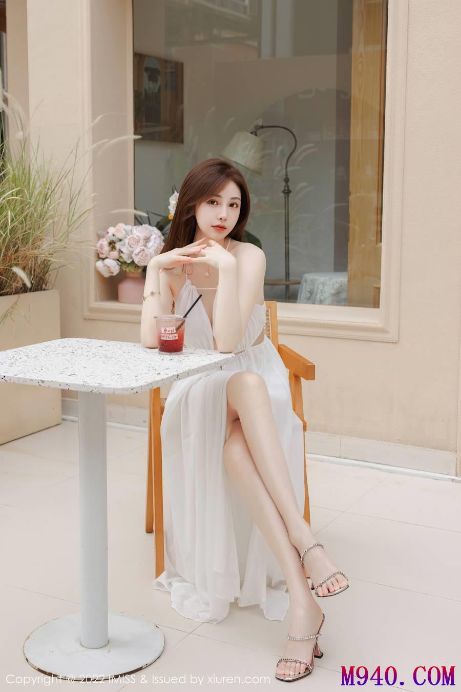 [IMiss爱蜜社] 2022.11.07 VOL.706 Lynn刘奕宁 [41P-403MB]