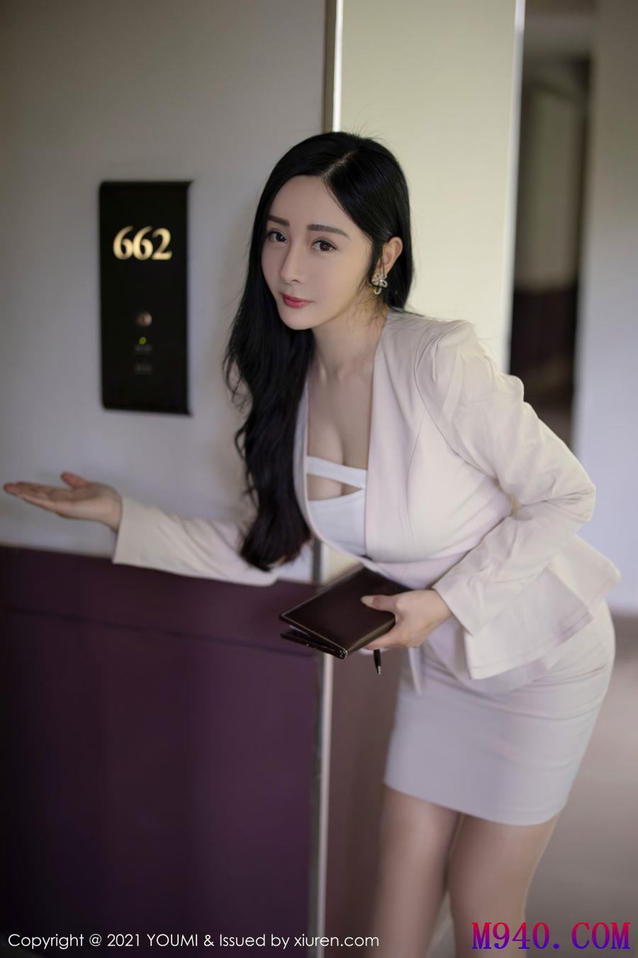 [YOUMI尤蜜荟] 2021.09.18 VOL.695 允爾 [62P-564MB]