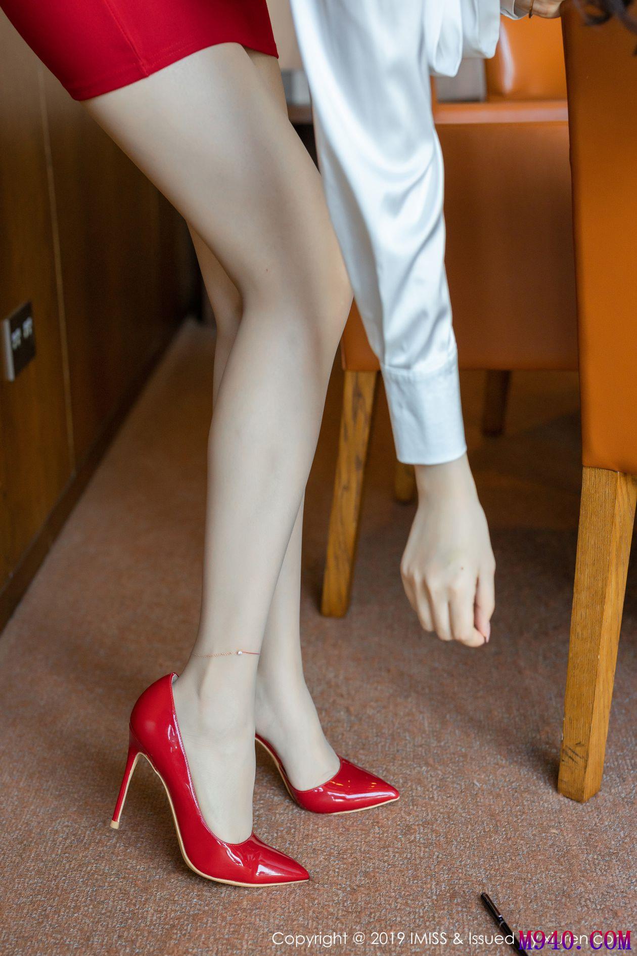 [IMISS爱蜜社] 2019.12.09 VOL.413 芝芝Booty [77P-423MB]