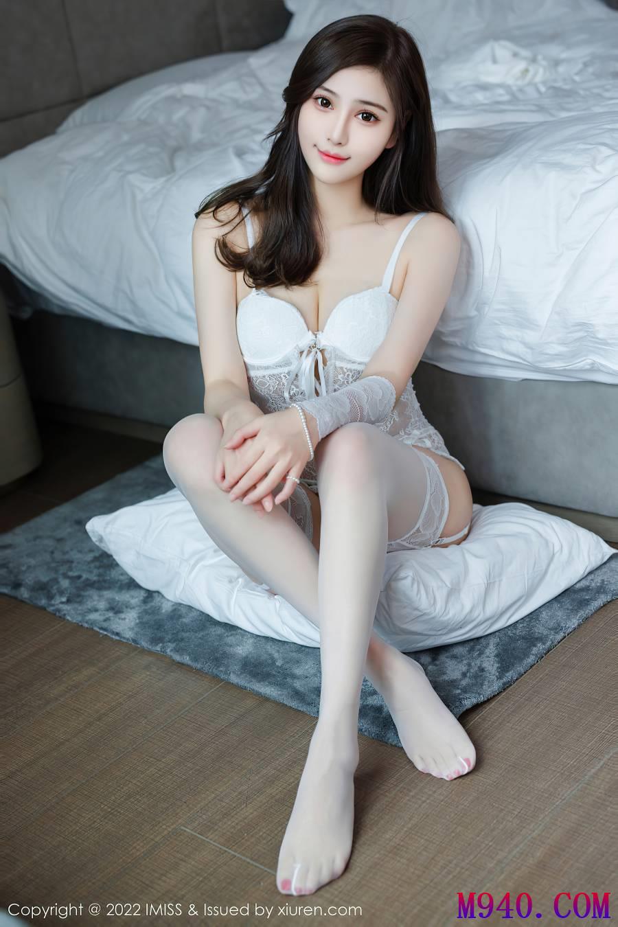 [IMiss爱蜜社] 2022.09.01 VOL.696 Lavinia肉肉 [36P-333MB]