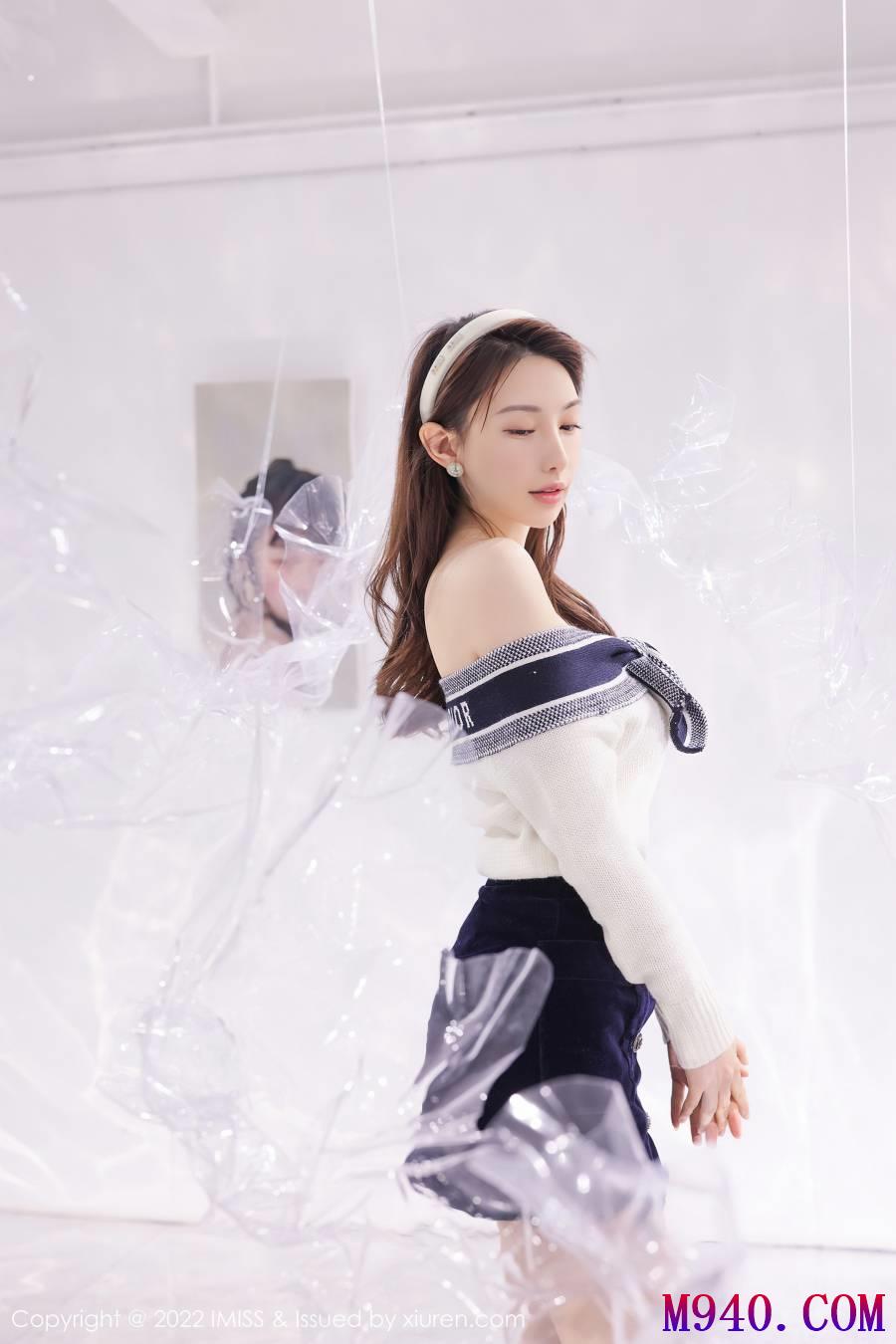 [IMiss爱蜜社] 2022.10.09 VOL.704 Lynn刘奕宁 [22P-175MB]