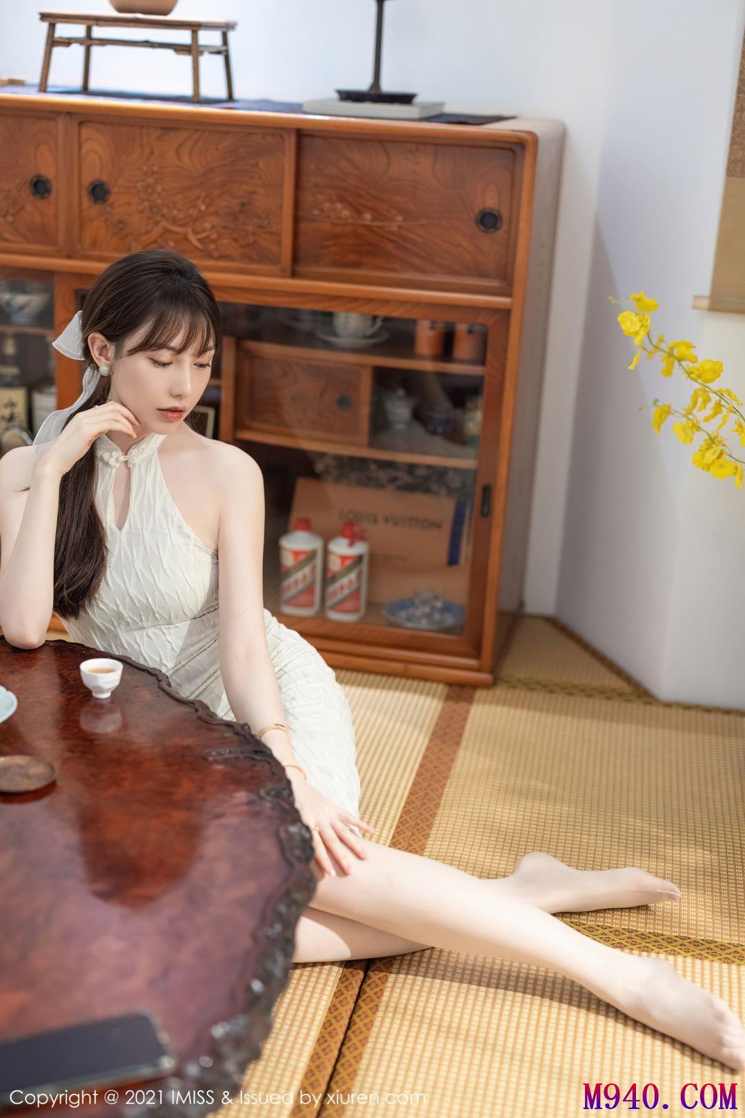[IMiss爱蜜社] 2021.10.09 VOL.636 Lynn刘奕宁 [25P-216MB]