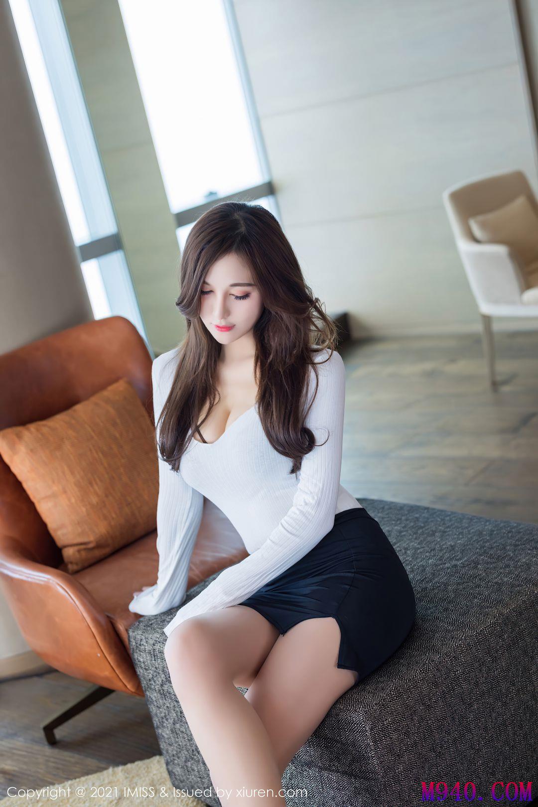 [IMISS爱蜜社] 2021.04.08 VOL.573 Lavinia肉肉 [61P-608MB]