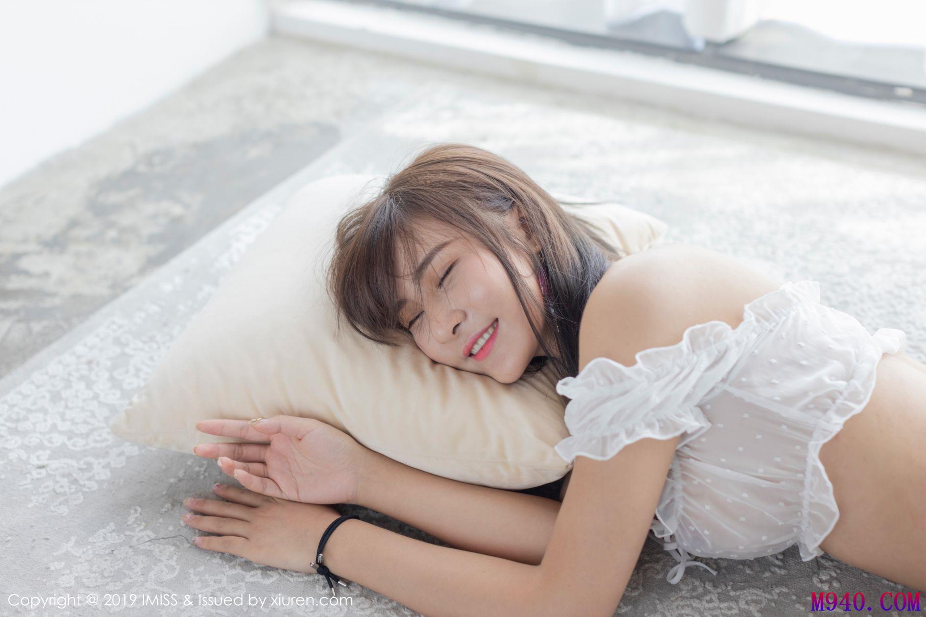[IMISS爱蜜社] 2019.04.19 VOL.339 SOLO-尹菲 [38P-84MB]