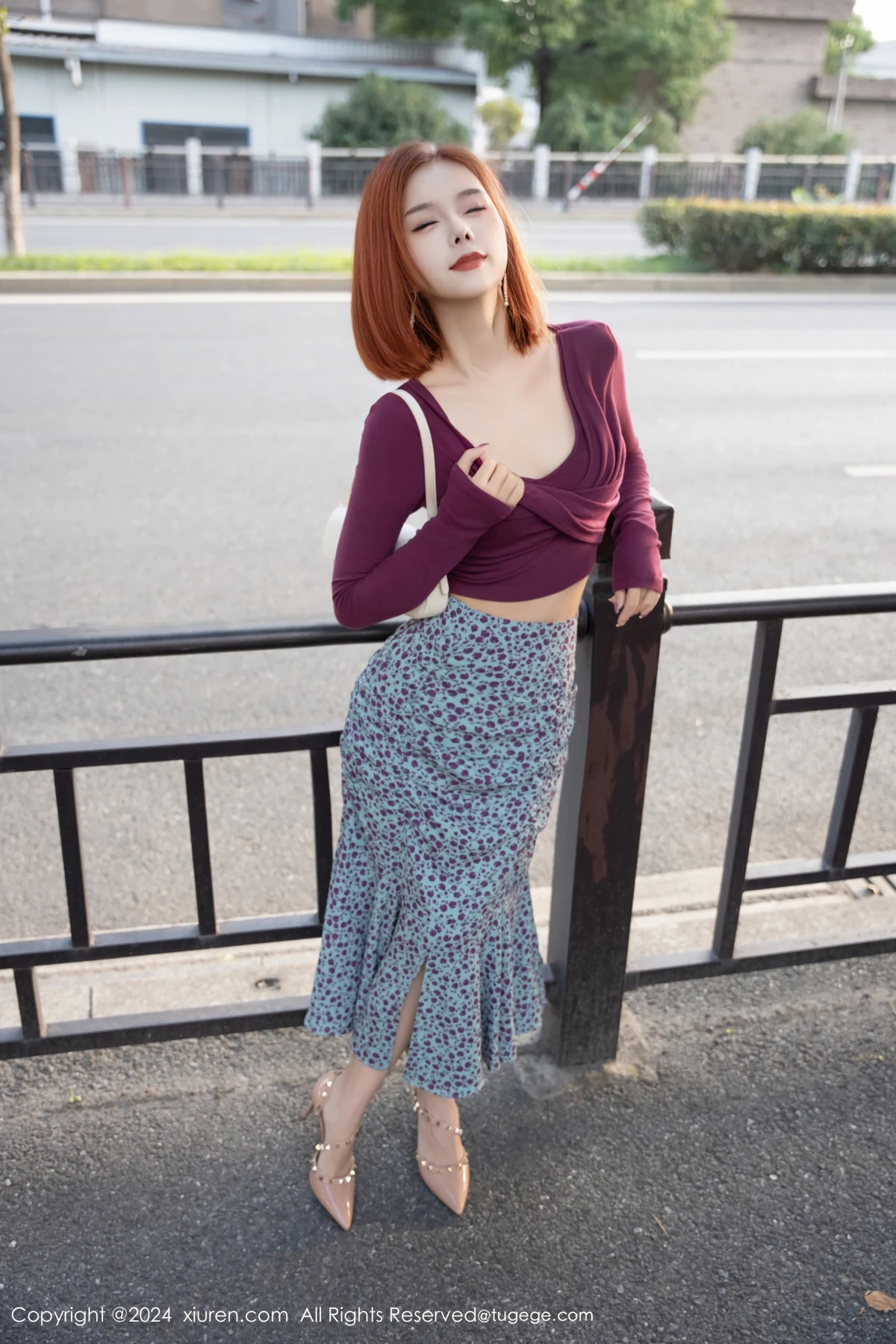 [秀人网] 2024.11.14 No.9445 白芷yy、秀人旗下#[54P]-011
