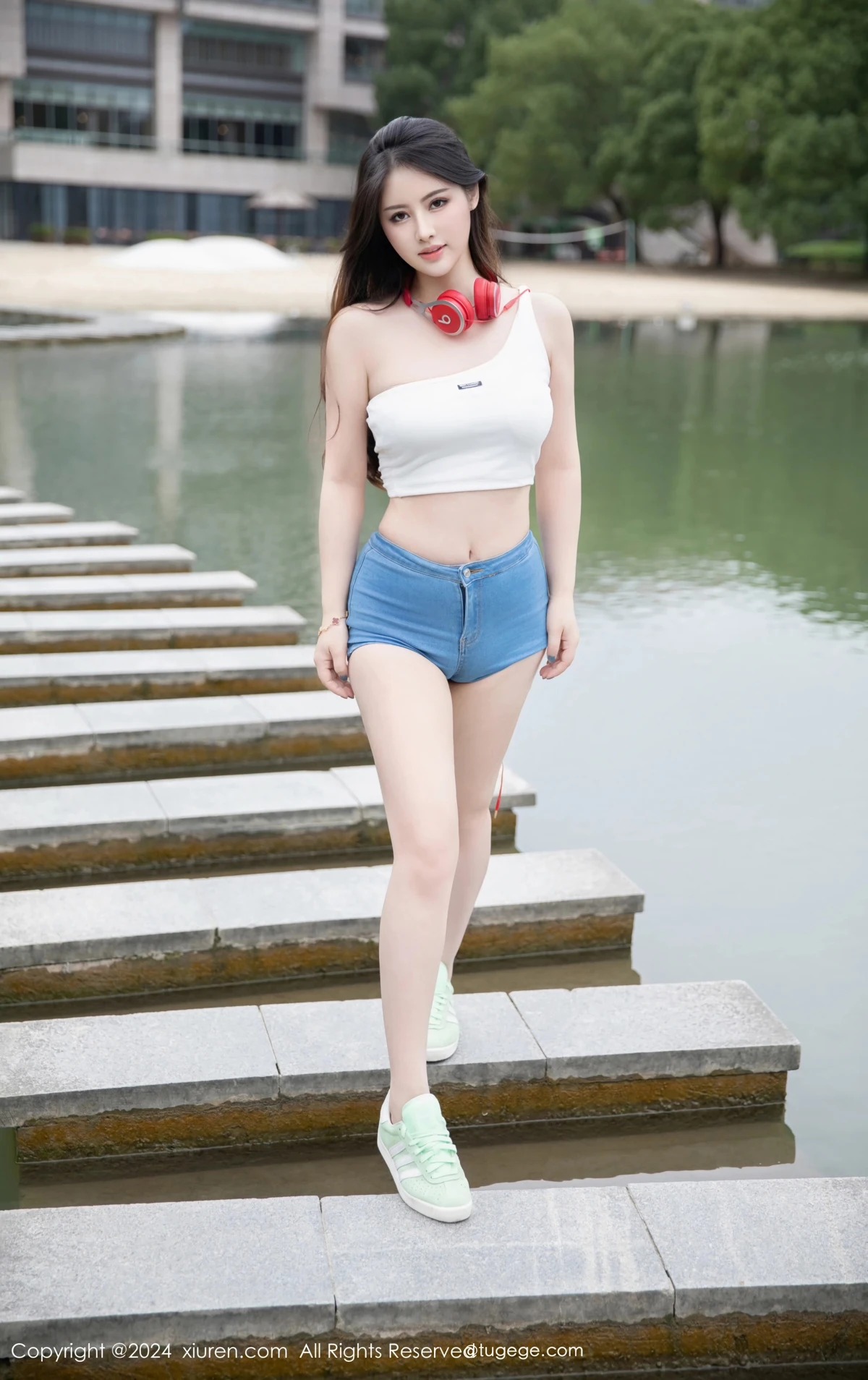 [秀人网] 2024.10.28 No.9354 诗诗kiki、秀人旗下#[81P]-035