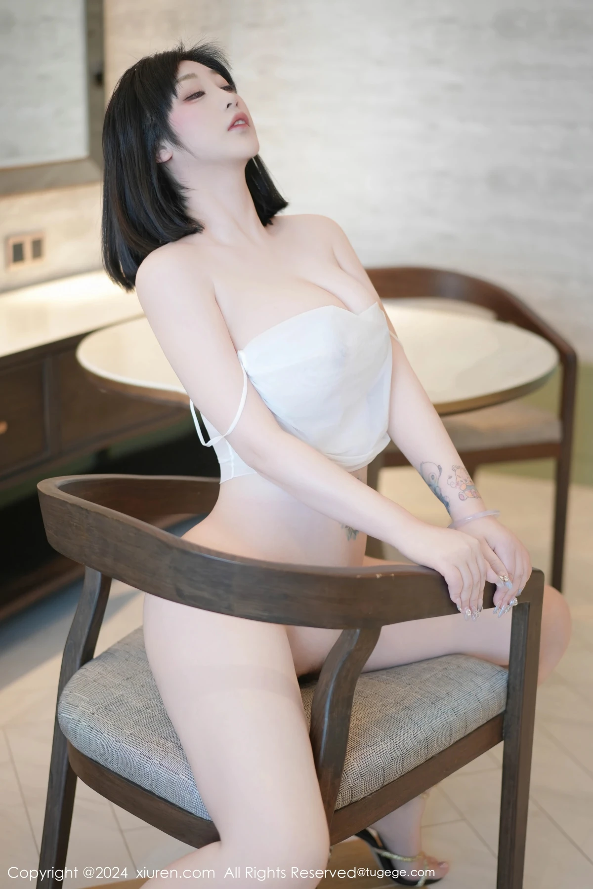 [秀人网] 2024.05.17 No.8558-038