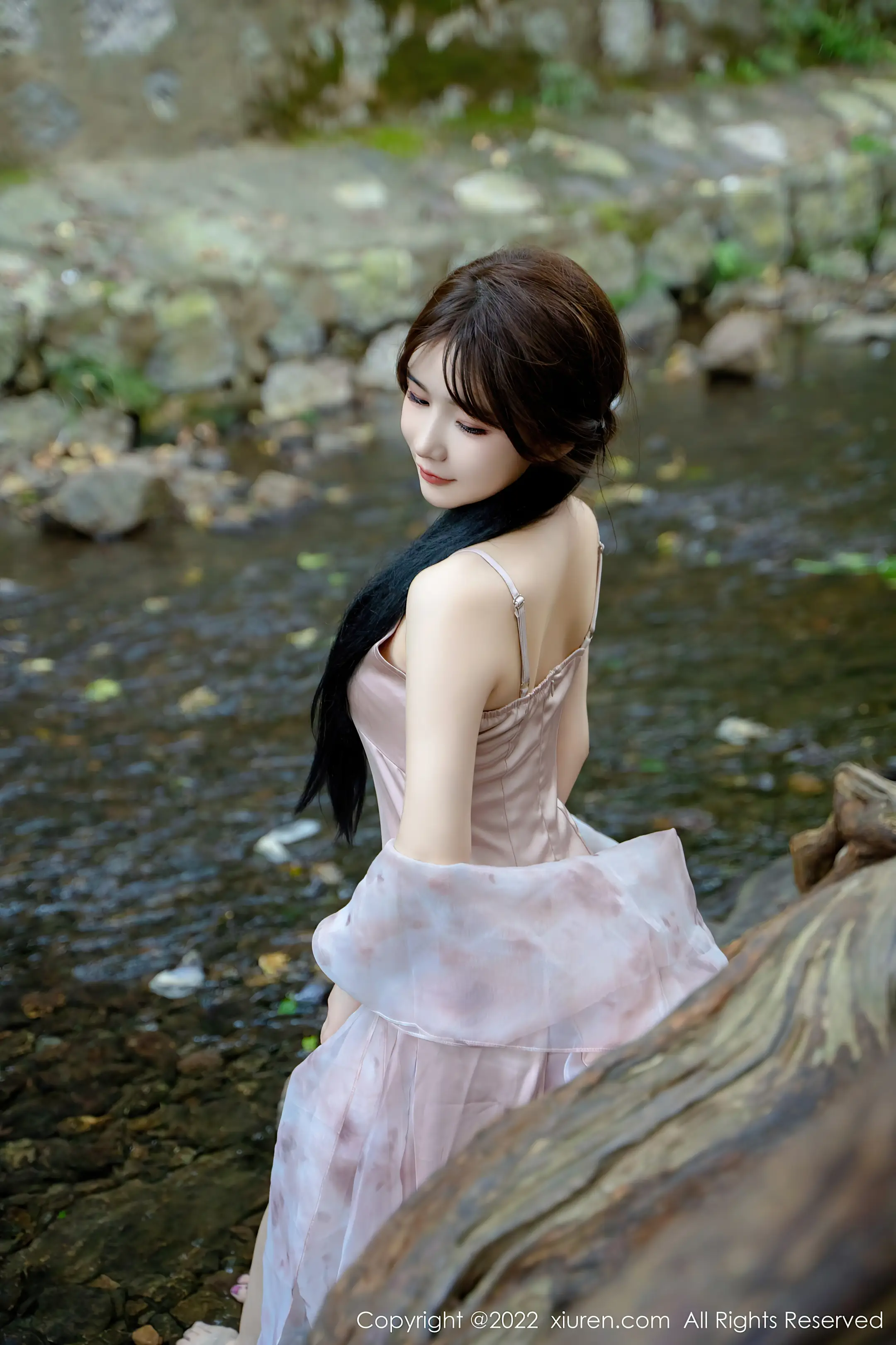 [Xiuren秀人网] 2022.10.11 NO.5690-043