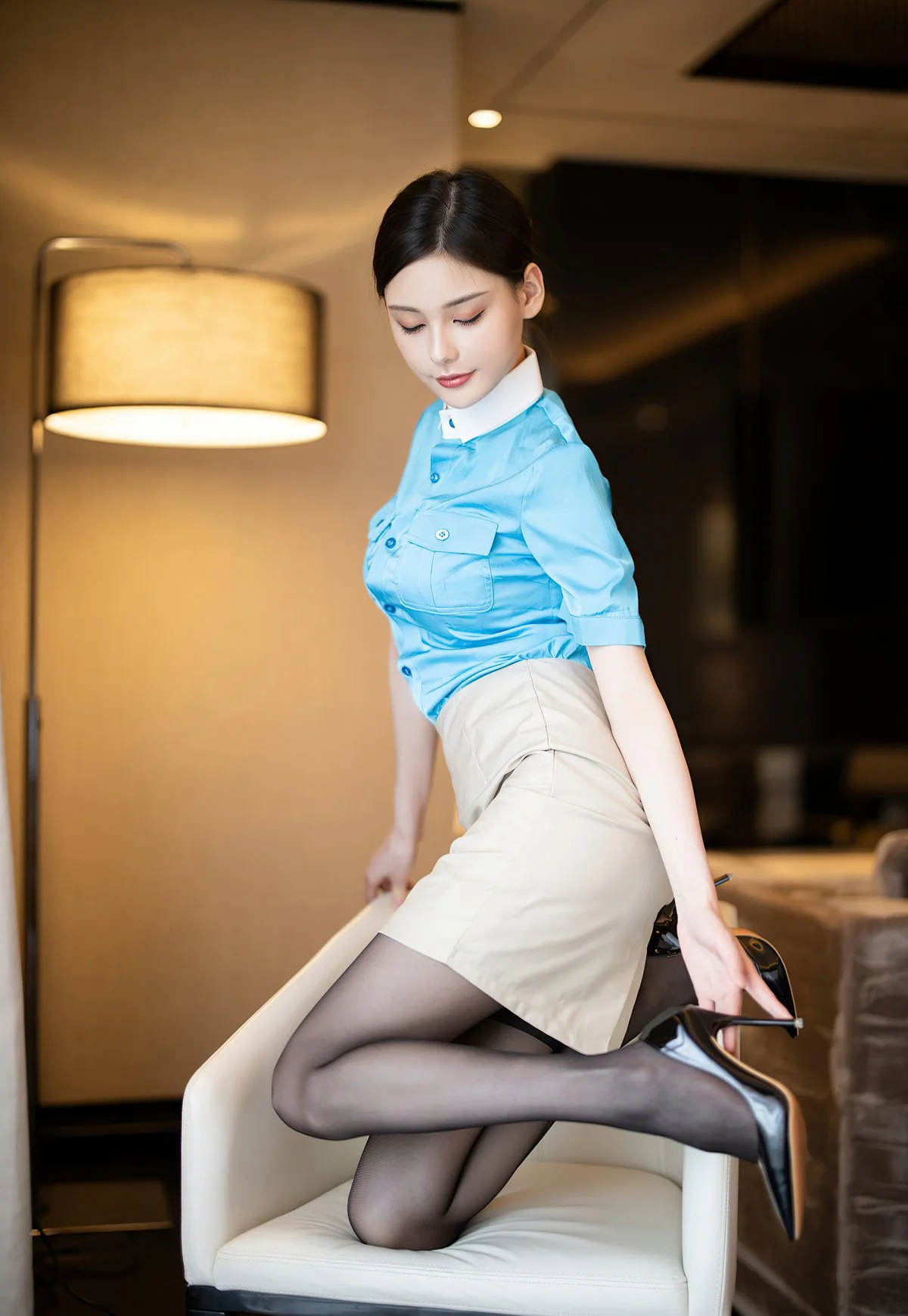 高跟黑丝人体性感空姐制服诱惑高颜值白嫩性感情趣吊带内衣 性感美女-第1张