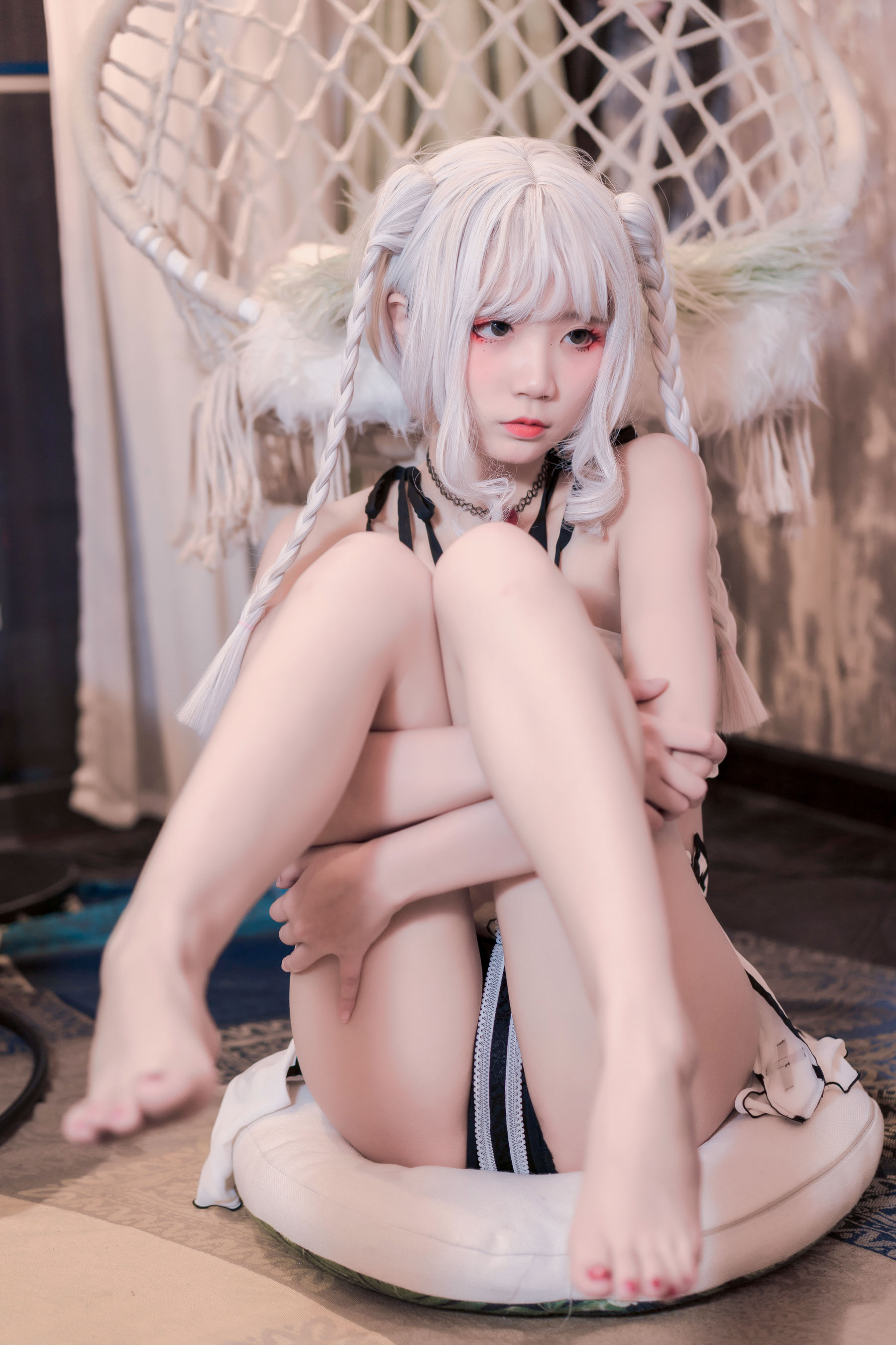 M940-[福利COS] 清纯少女五更百鬼 - 圣女 吊带黑丝 网红COS-第33张