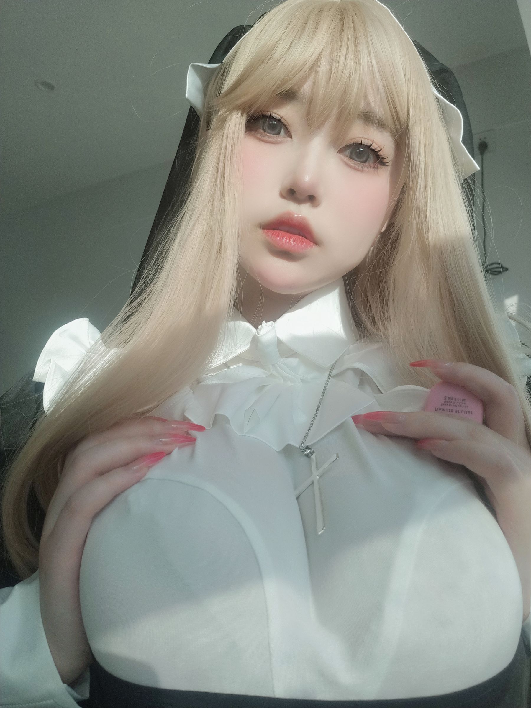 M940-[福利COS] 女主K - 修女 网红COS-第46张