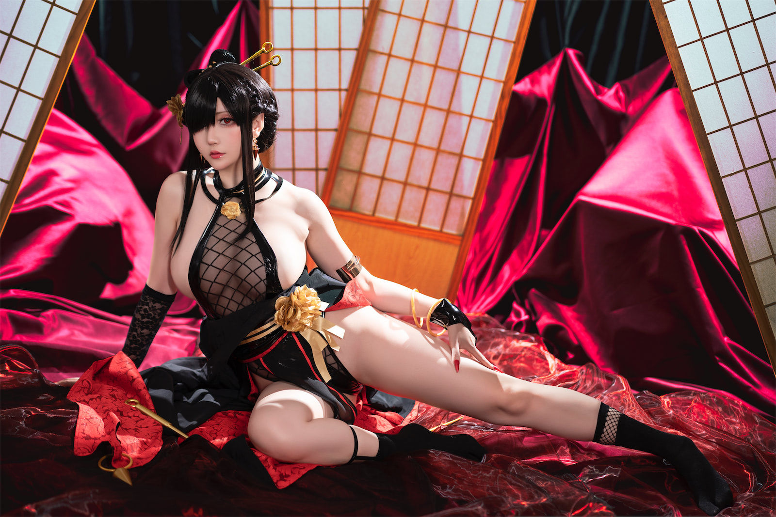 M940-[福利COS] Coser小姐姐星之迟迟 - 圣诞节 约尔 同人和风战斗服 网红COS-第40张