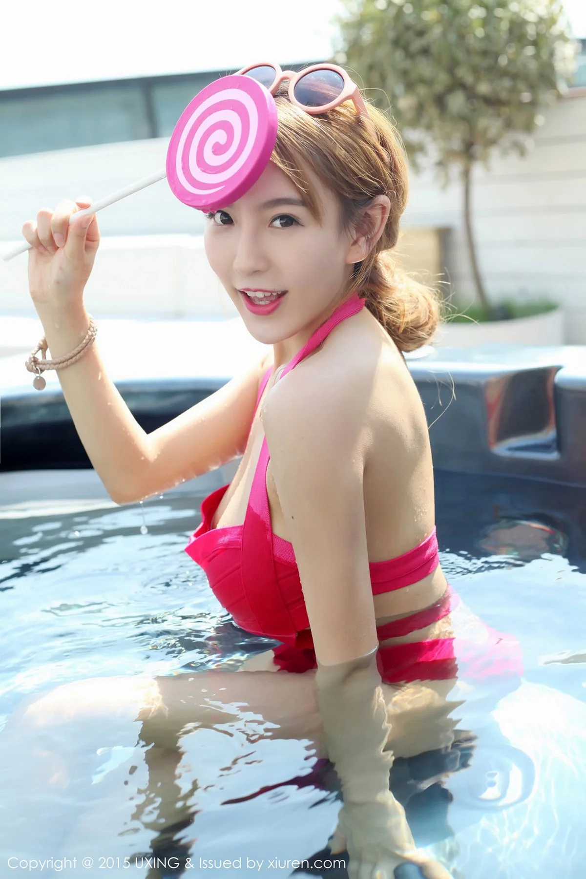 M940-[UXING优星馆]Vol.023_嫩模草莓性感比基尼系列完美曲线迷人豪乳写真60P 优星馆-第34张