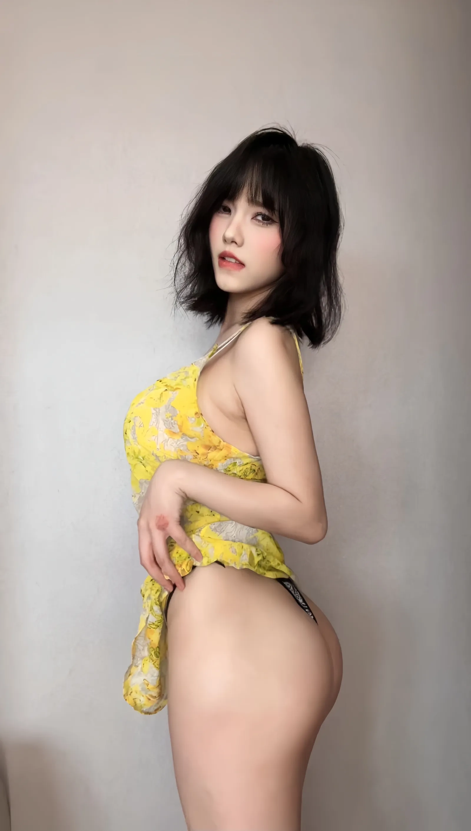 琳铛铛 – 夺命黄色战袍 [15P] 插图8