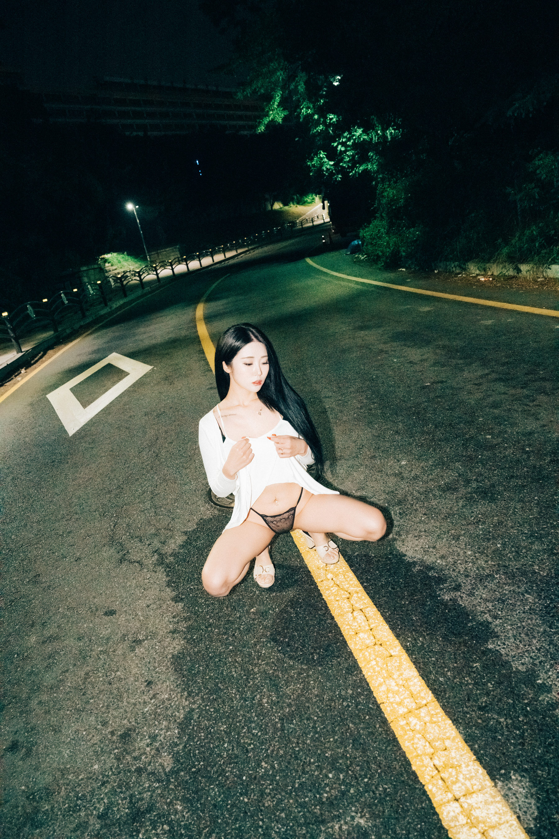 LOOZY Bomi – Night Roads 日韩美图-第2张