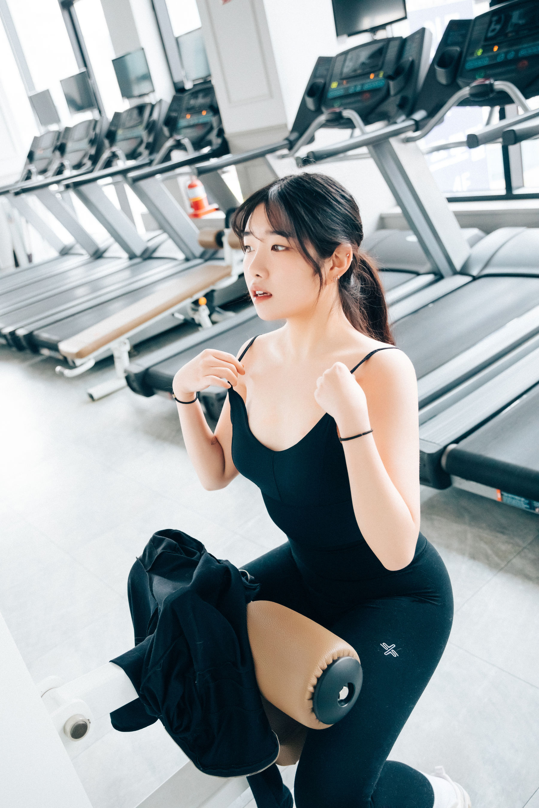 LOOZY Sonson – Personal trainer 日韩美图-第1张