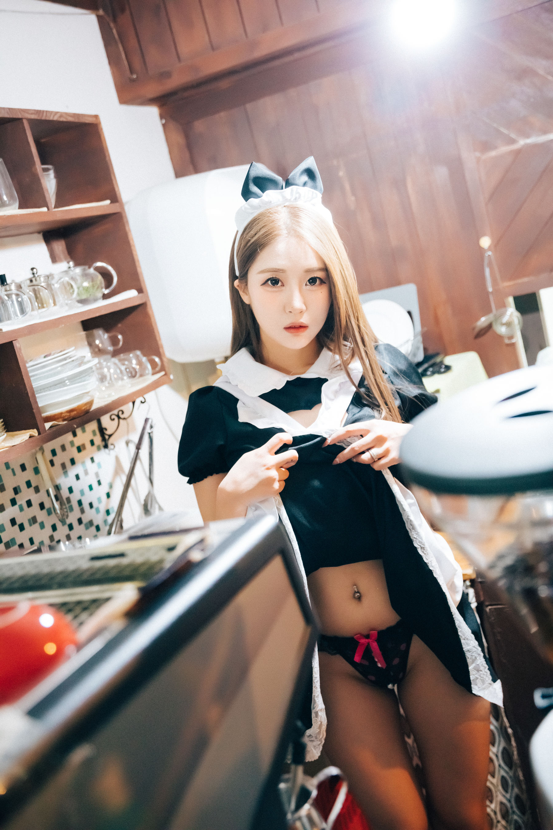 [LOOZY] Bomi – Maid cafe 日韩美图-第6张