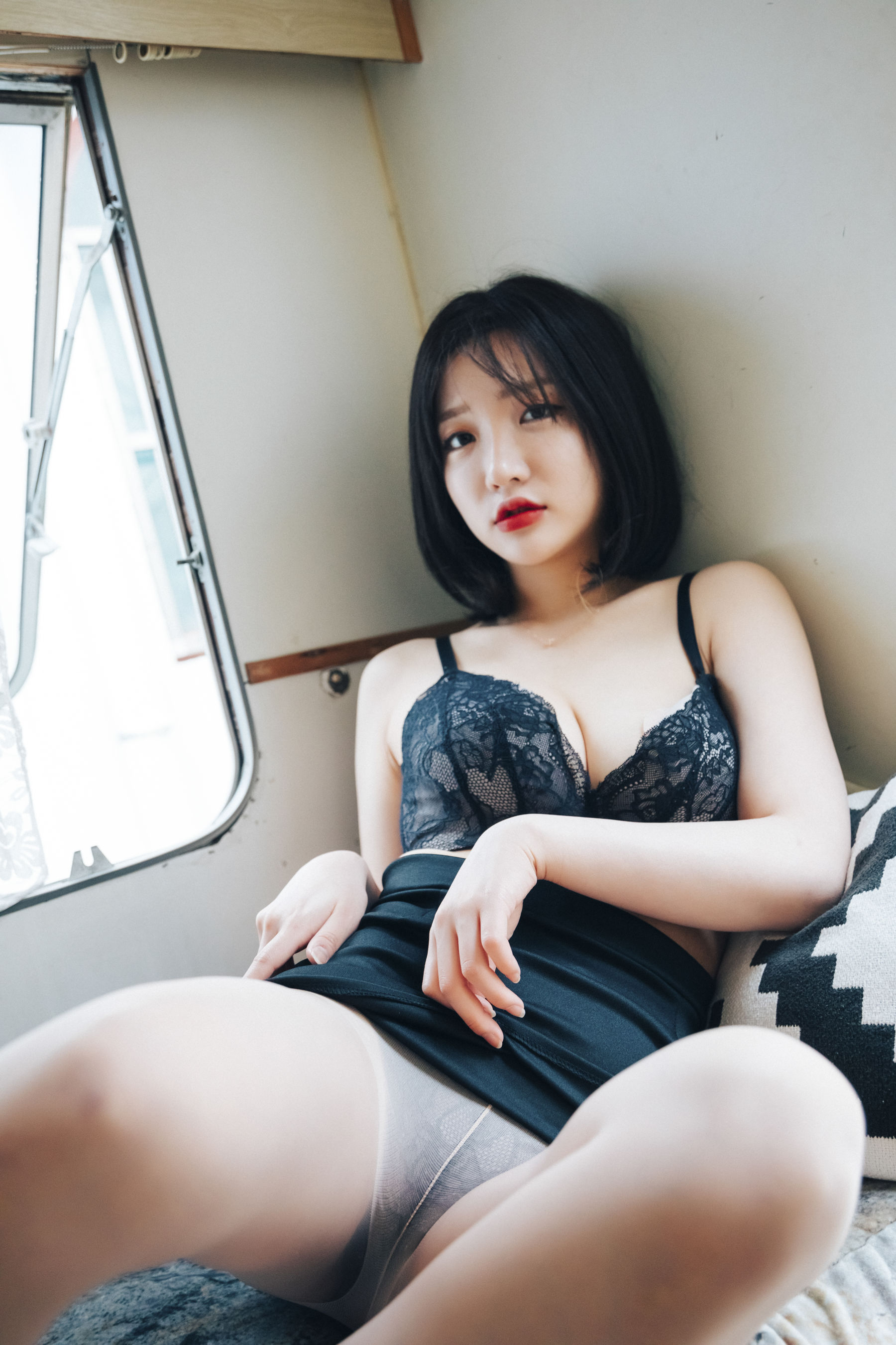 [LOOZY] Yeeun – Officegirls Vacation Vol.2 日韩美图-第37张