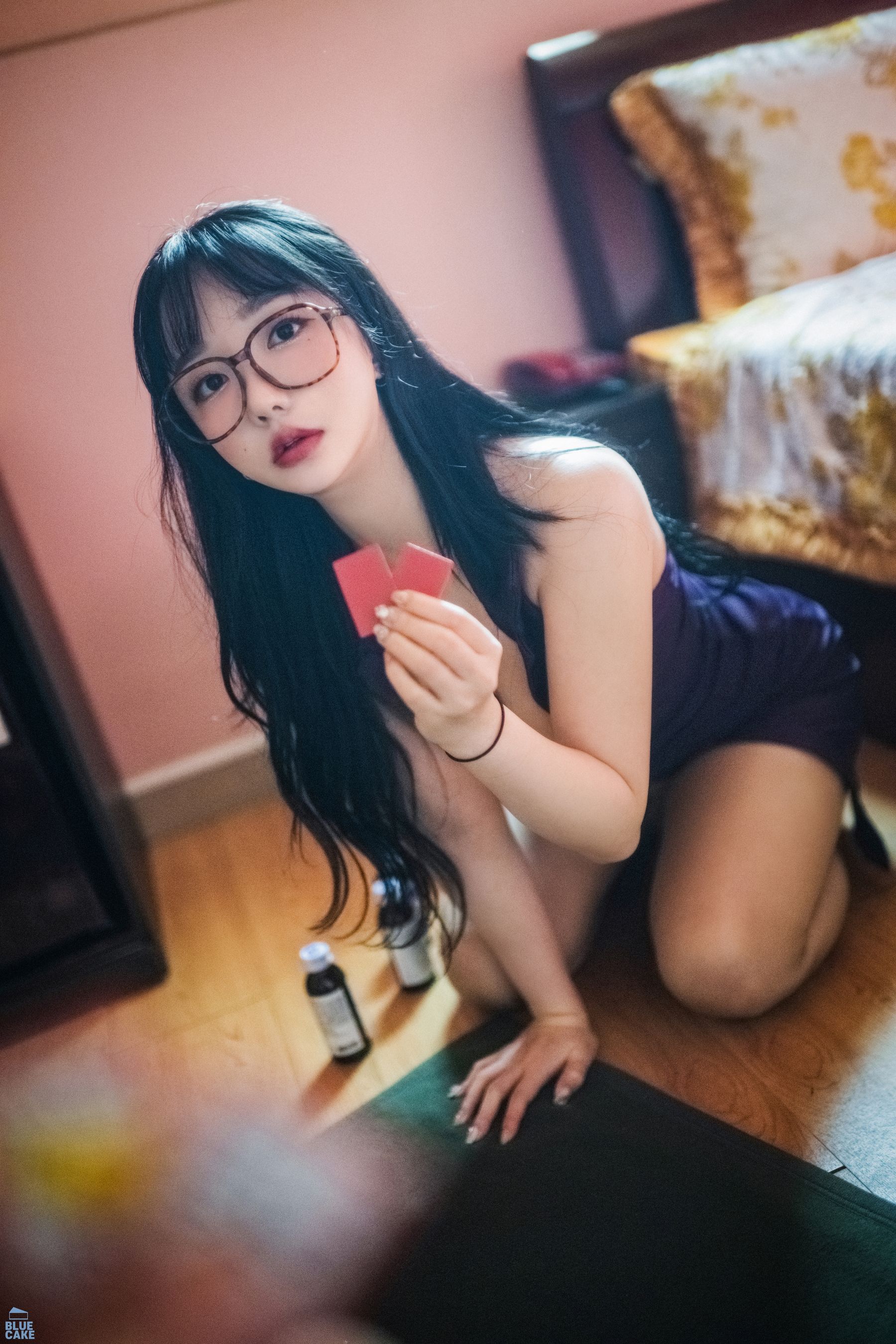 [BLUECAKE] YeEun – Nude No Panty 日韩美图-第3张