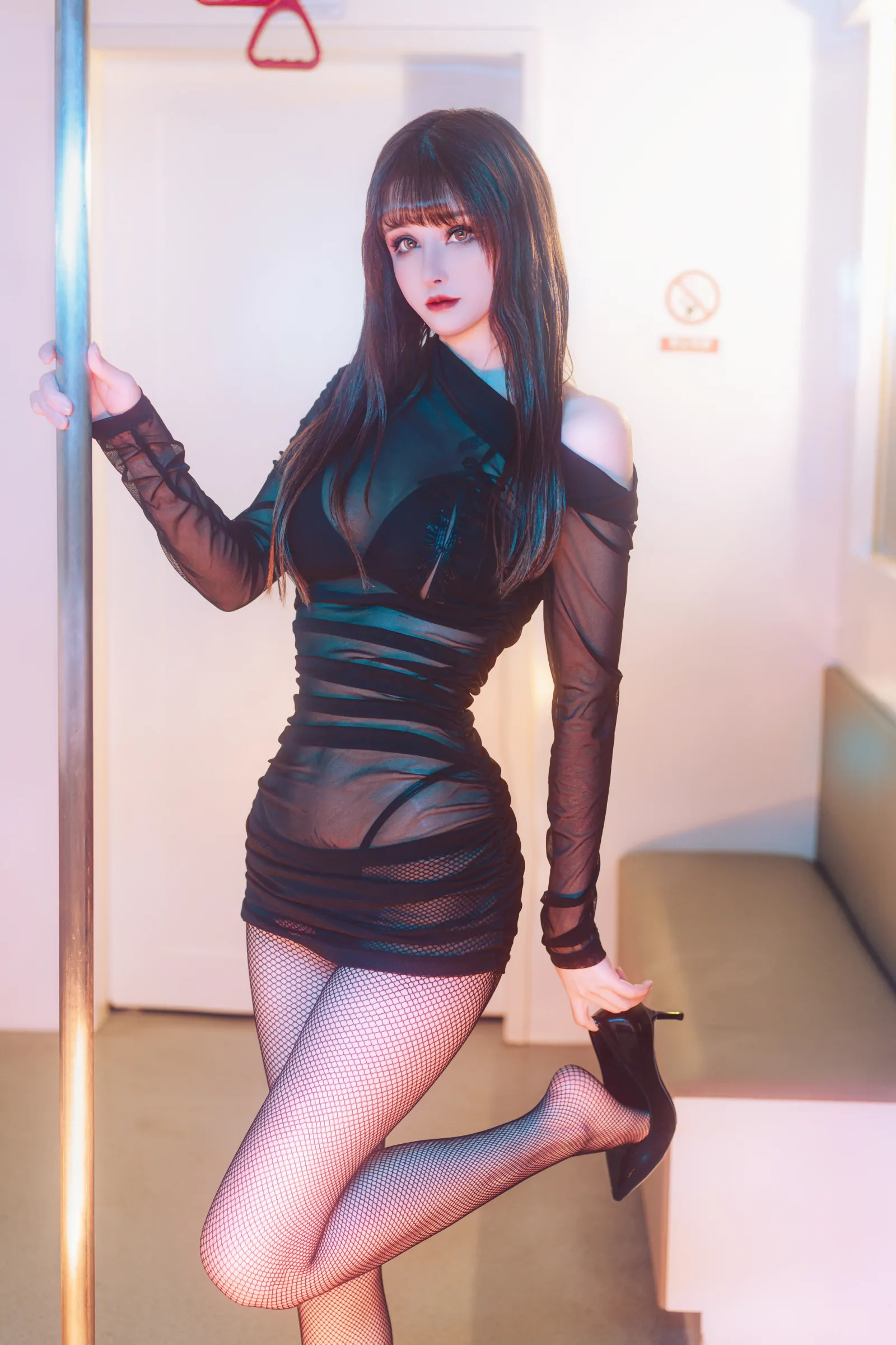 鹿八岁baby  地铁の调教 Cosplay-第64张