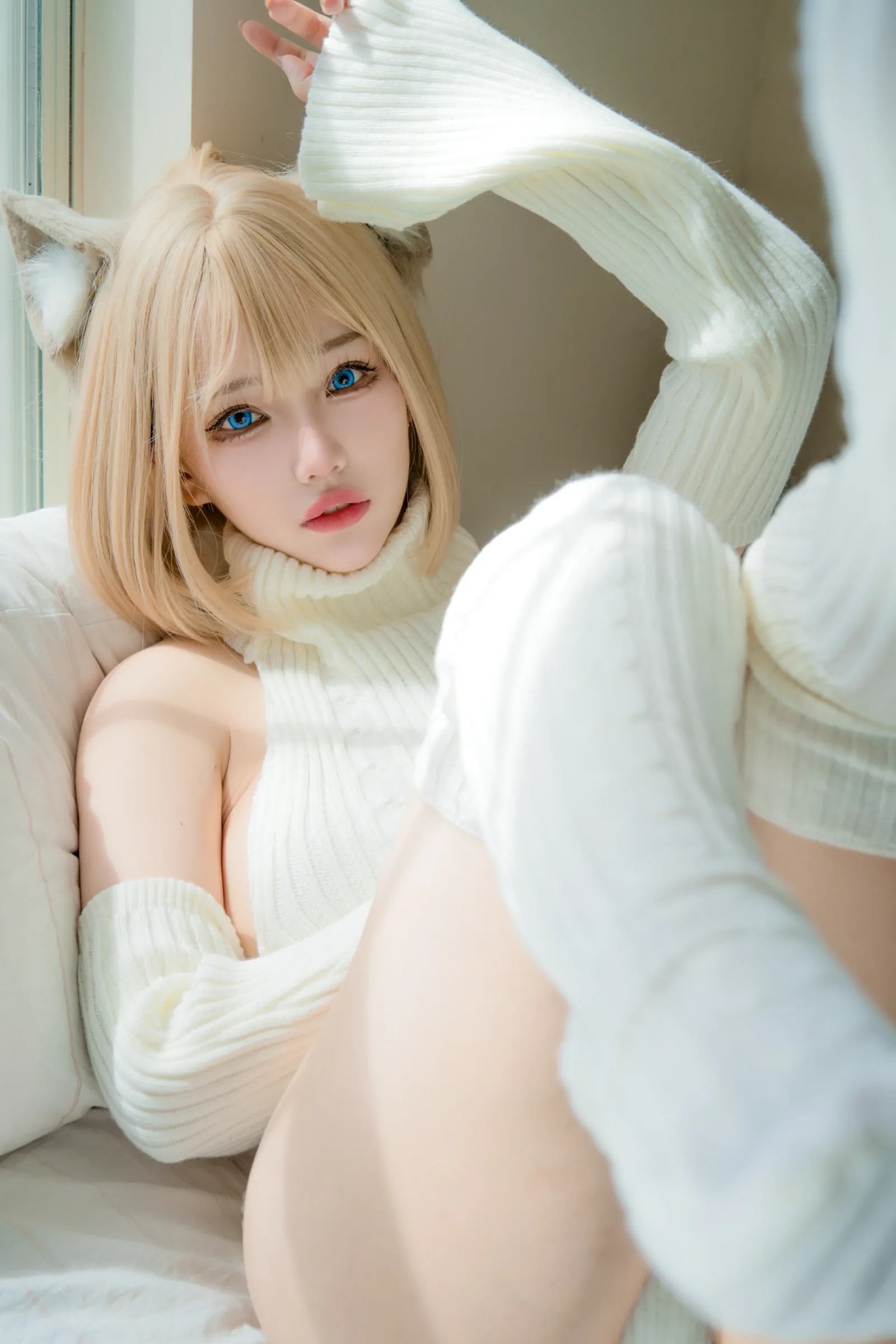 狐洛洛子 – 慵懒白猫 Cosplay-第5张