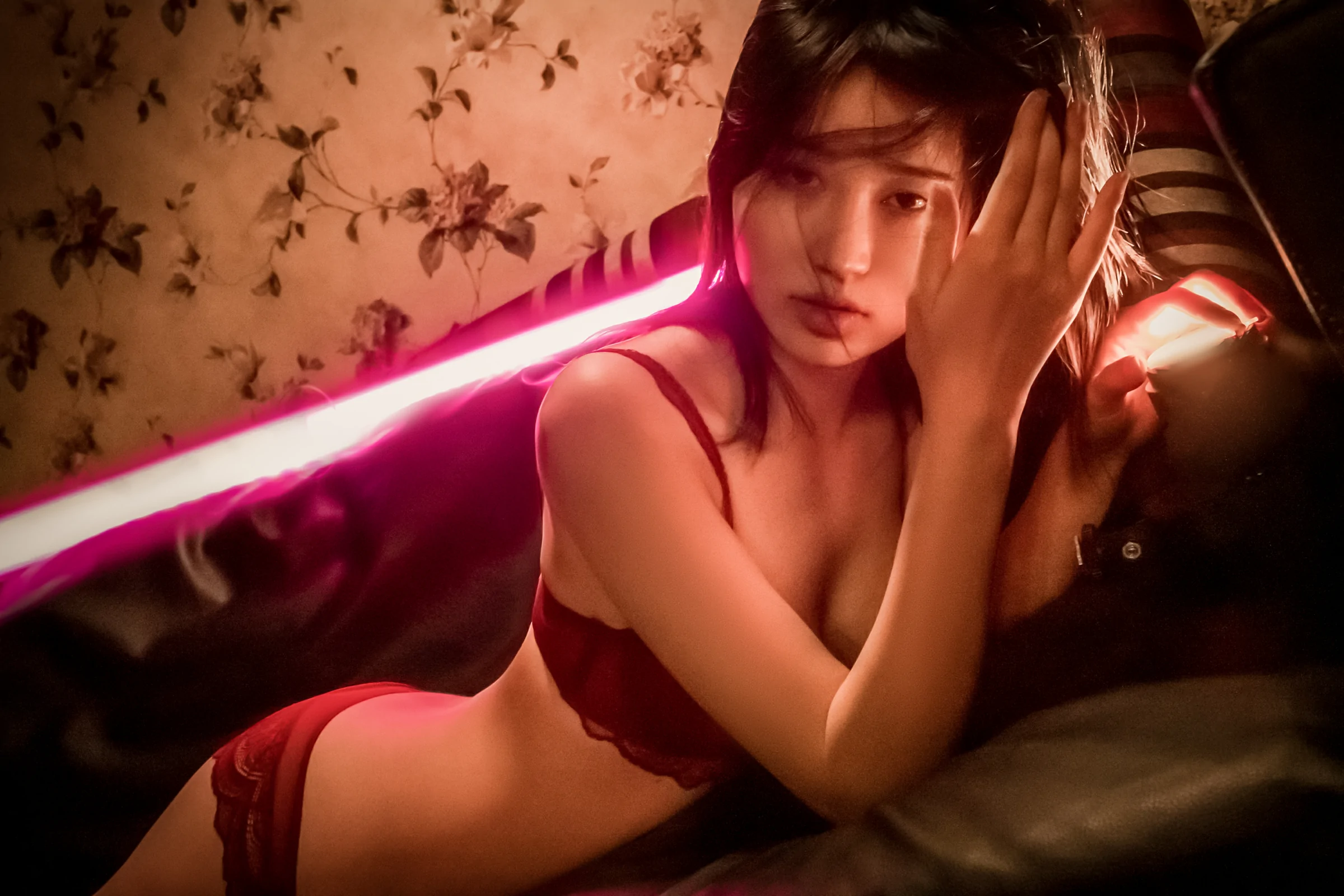 年年Nnian – 红色内衣 Cosplay-第8张