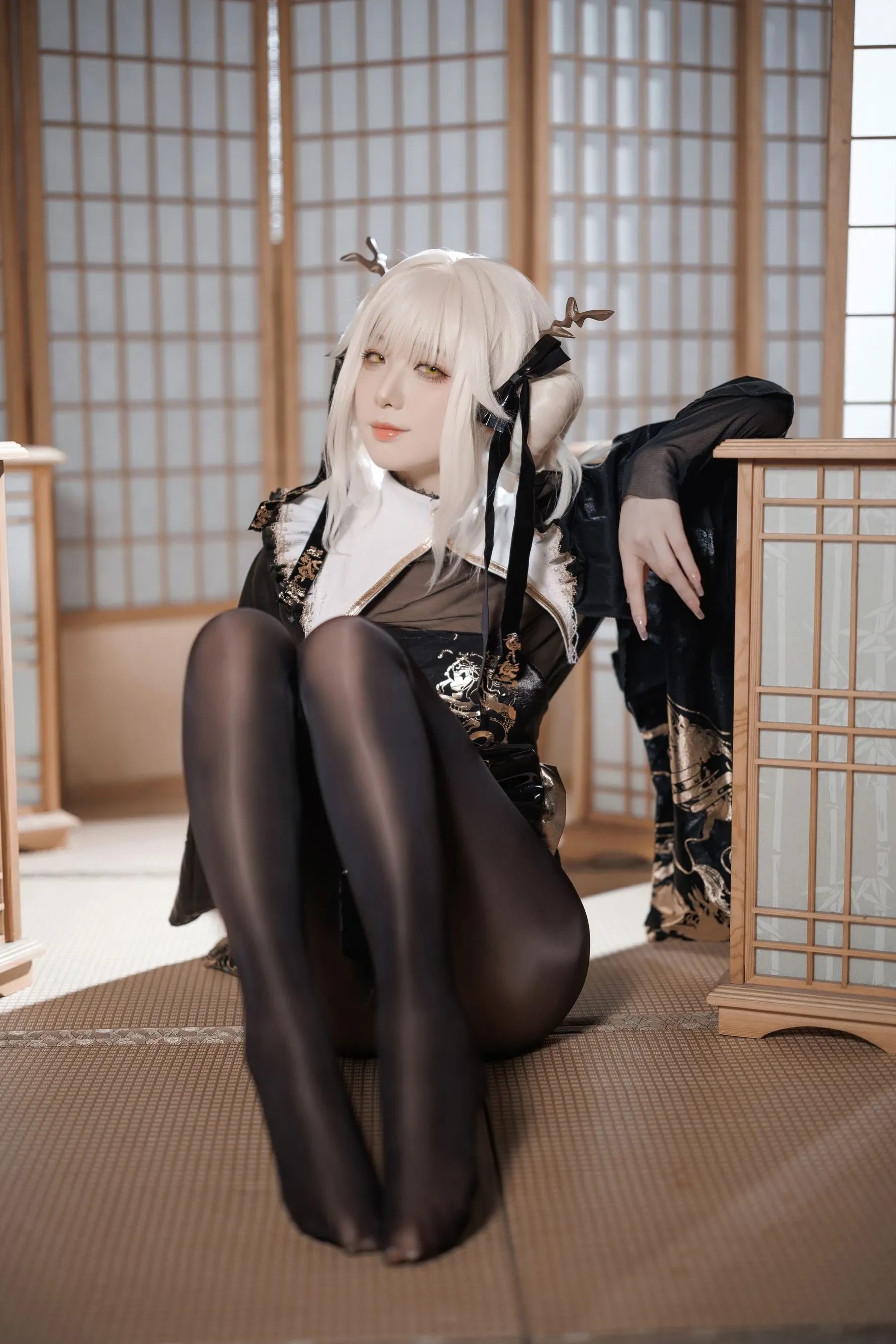 封疆疆v – NIKKE 白兔布兰儿 Cosplay-第12张