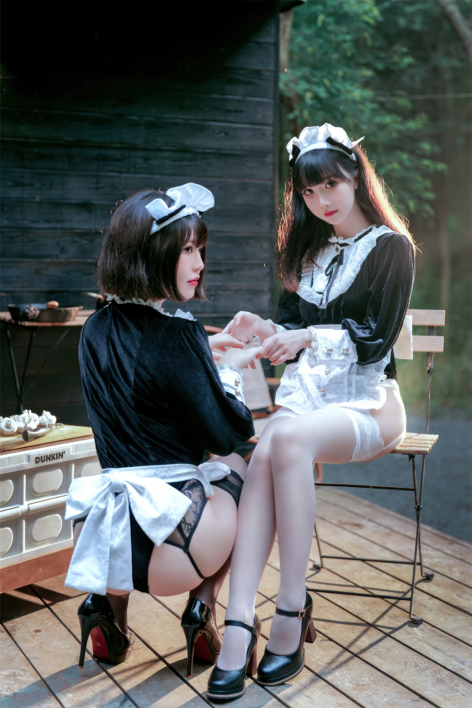 半半子面饼仙儿 – メイド姉妹 Cosplay-第2张