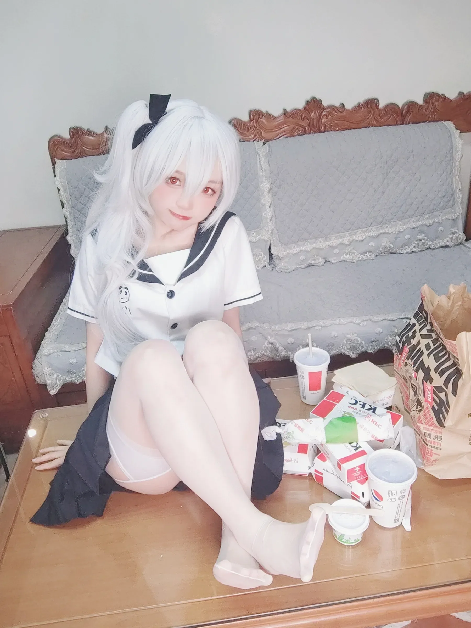神沢永莉 – 疯狂星期四 Cosplay-第32张