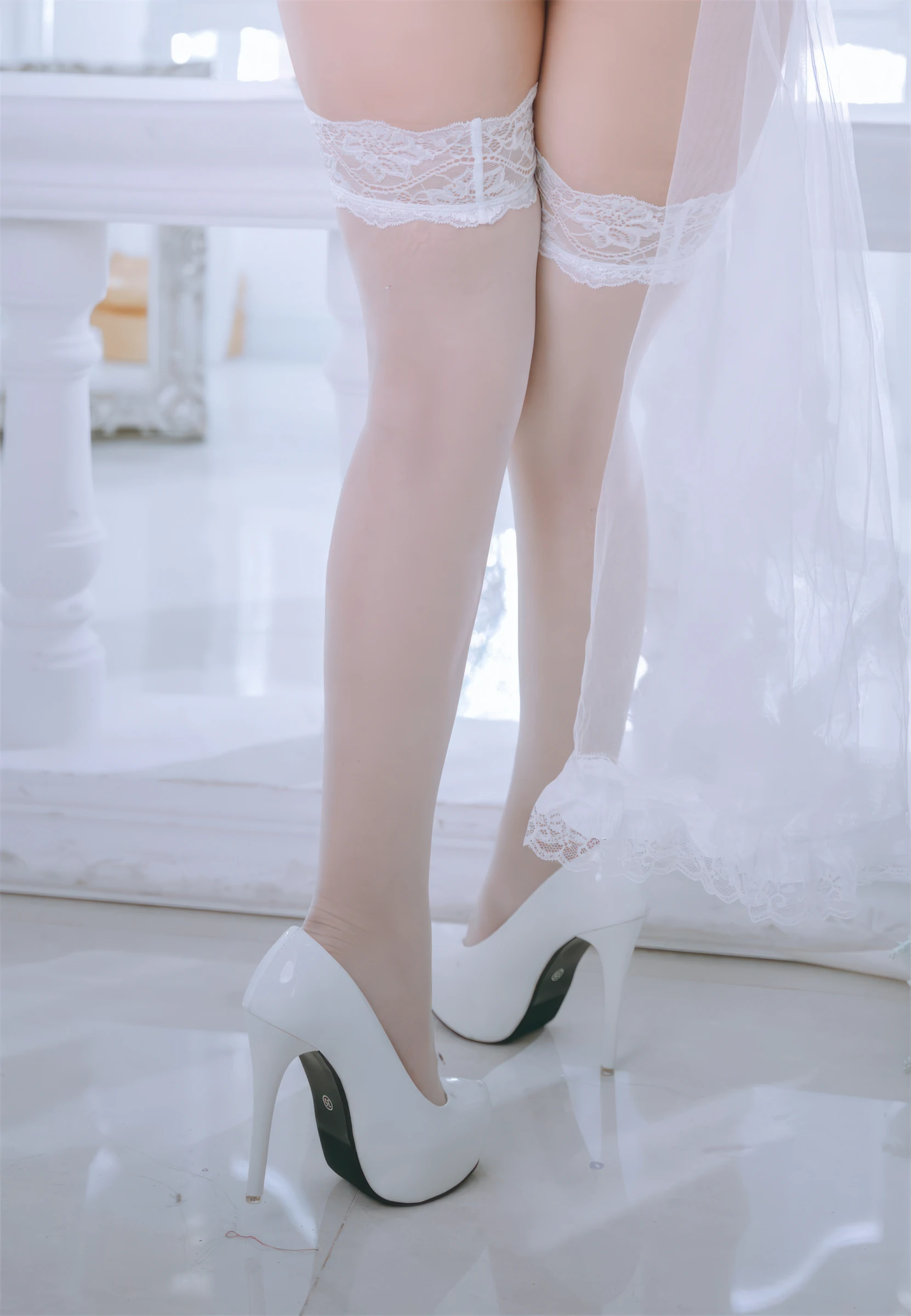 日奈娇 – 白色花嫁 Cosplay-第1张