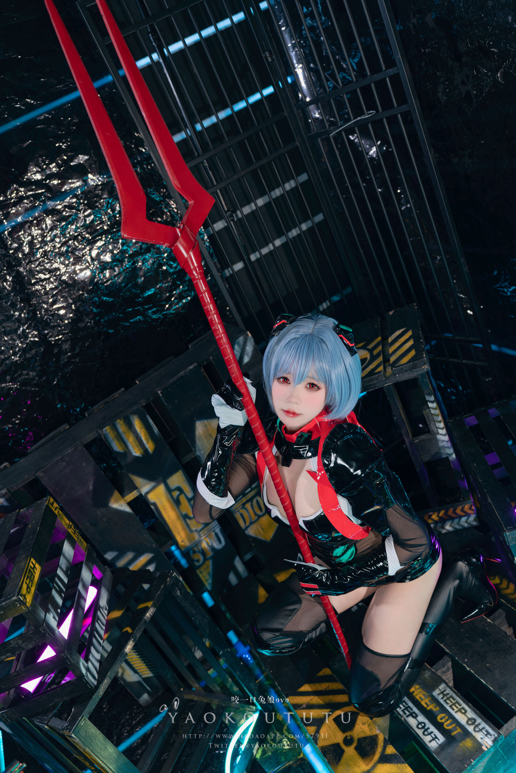 咬一口兔娘 – 黑凌波 Cosplay-第1张