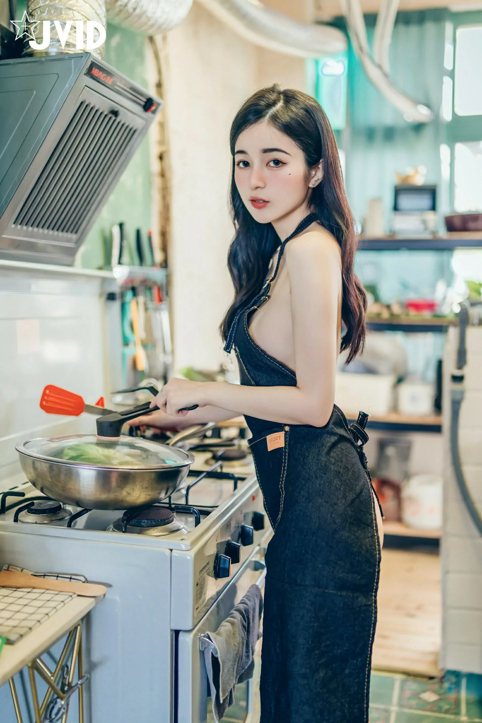 JVID图集 辰辰  美乳小娇妻 Cosplay-第4张